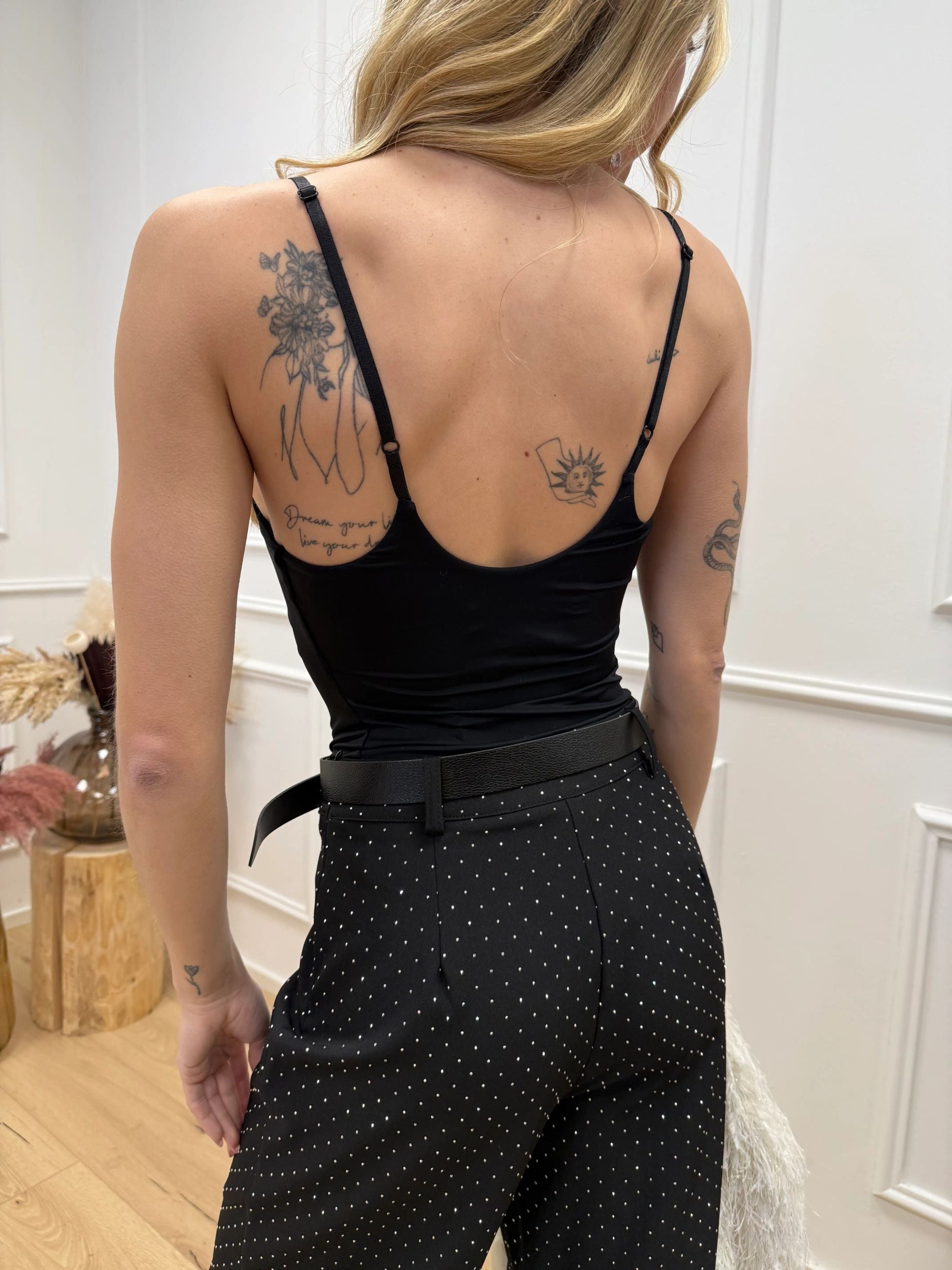 Body nero in lycra con coppe - HaveOne