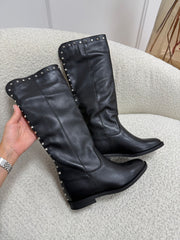 Stivale nero con zeppa e borchie argento - Divine Follie