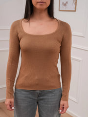 Maglia cammello scollo madonna 100% lana - HaveOne