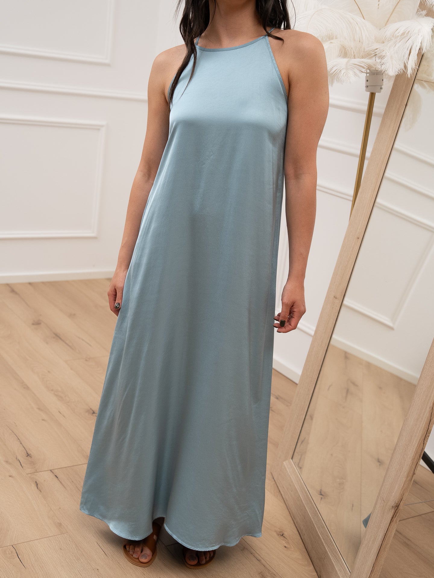 Vestito celeste in raso con scollo quadro - Vicolo