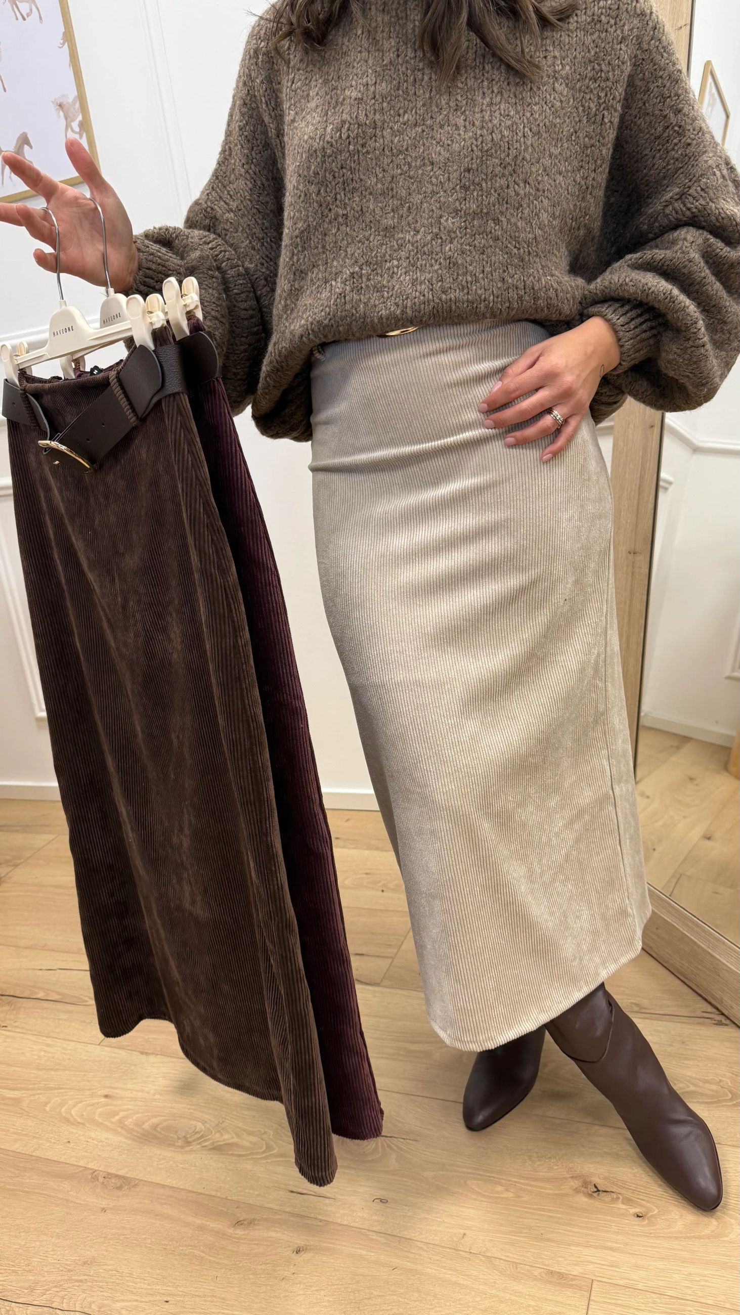 Gonna longuette a costine di velluto beige - HaveOne