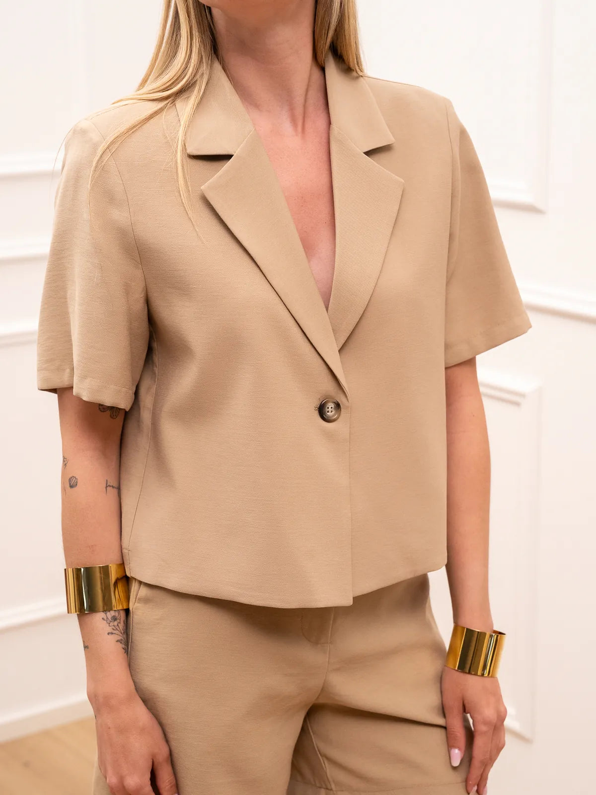 Giacca Office beige a mezza manica - HaveOne