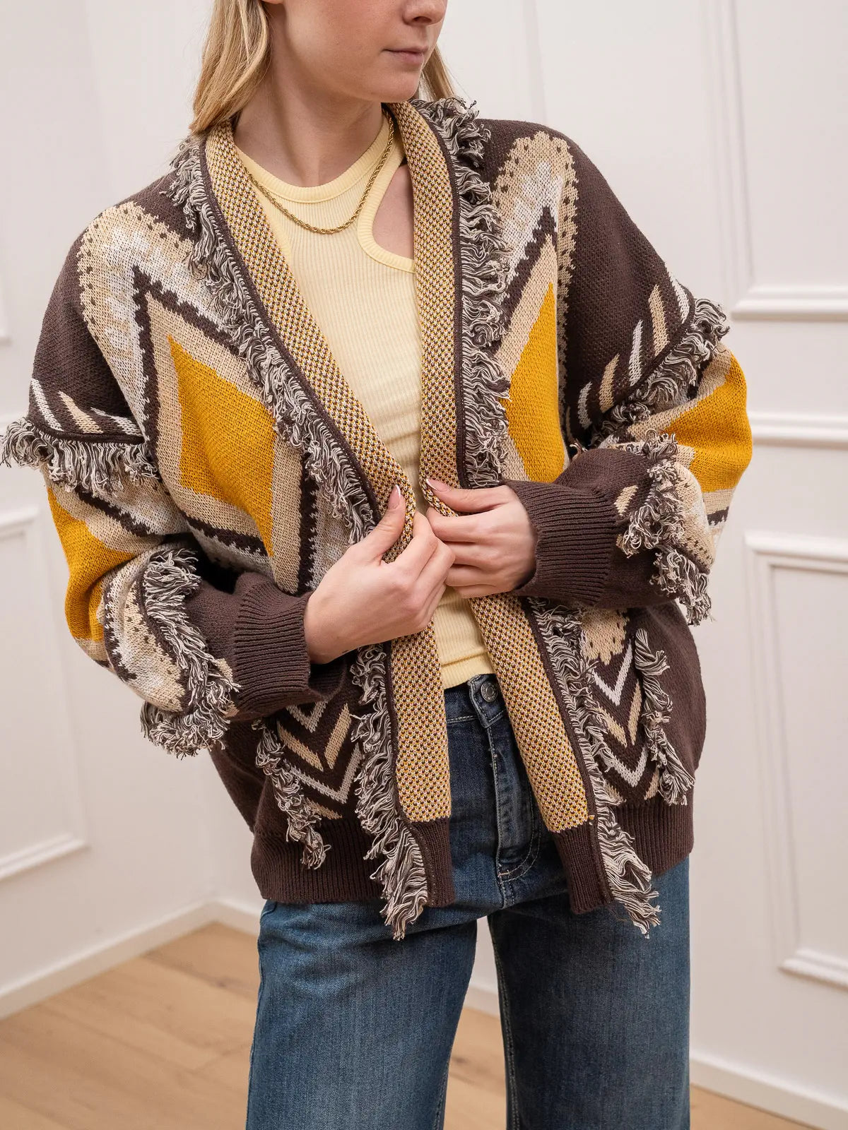 Cardigan alanui frangette senape, fondente e beige - Tensione In