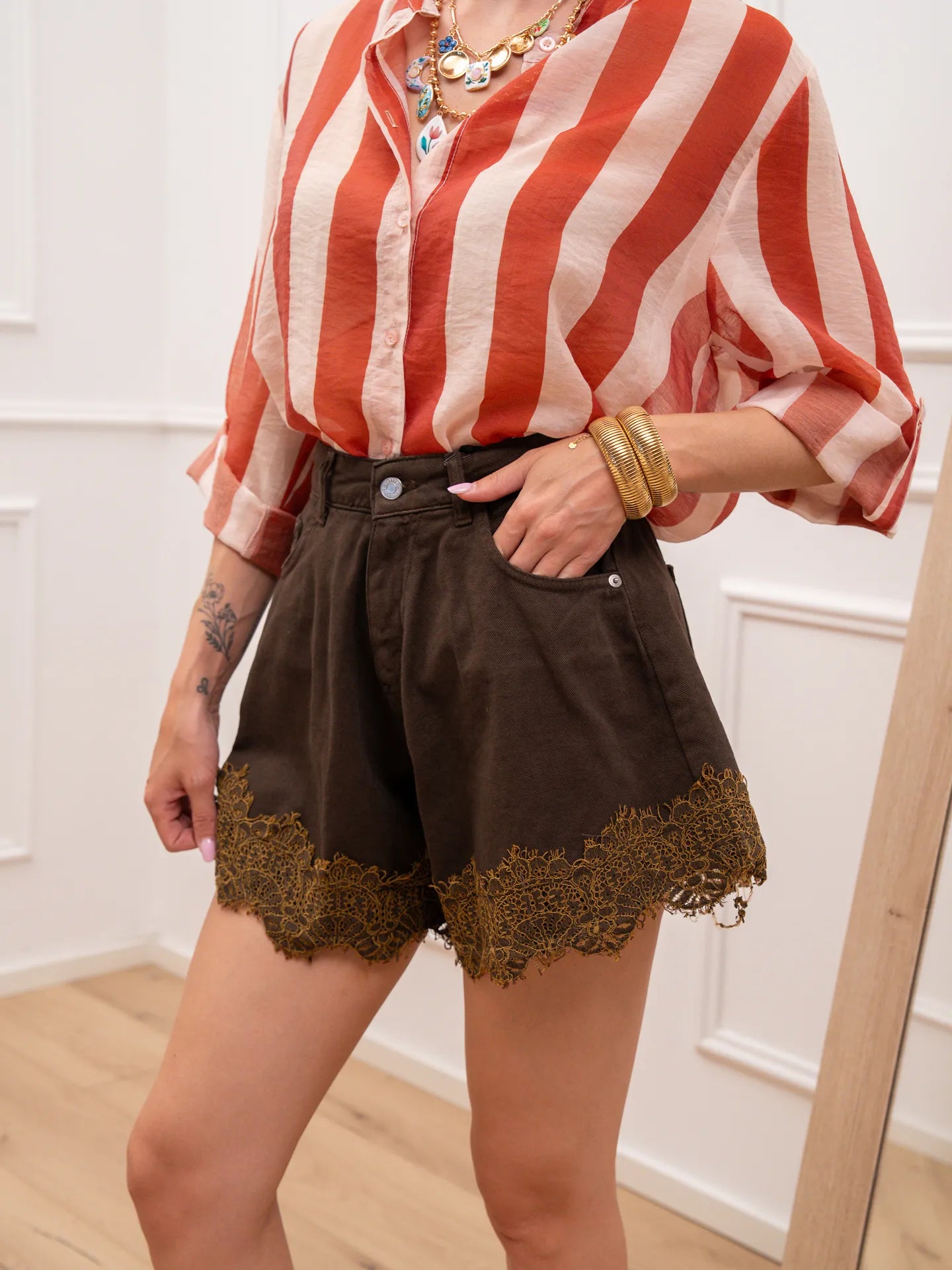Shorts farfalla moro con pizzo sul fondo - HaveOne
