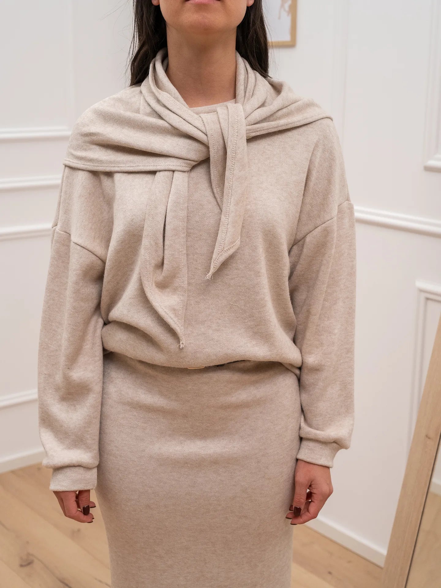 Maglia panna soft touch con foulard - HaveOne