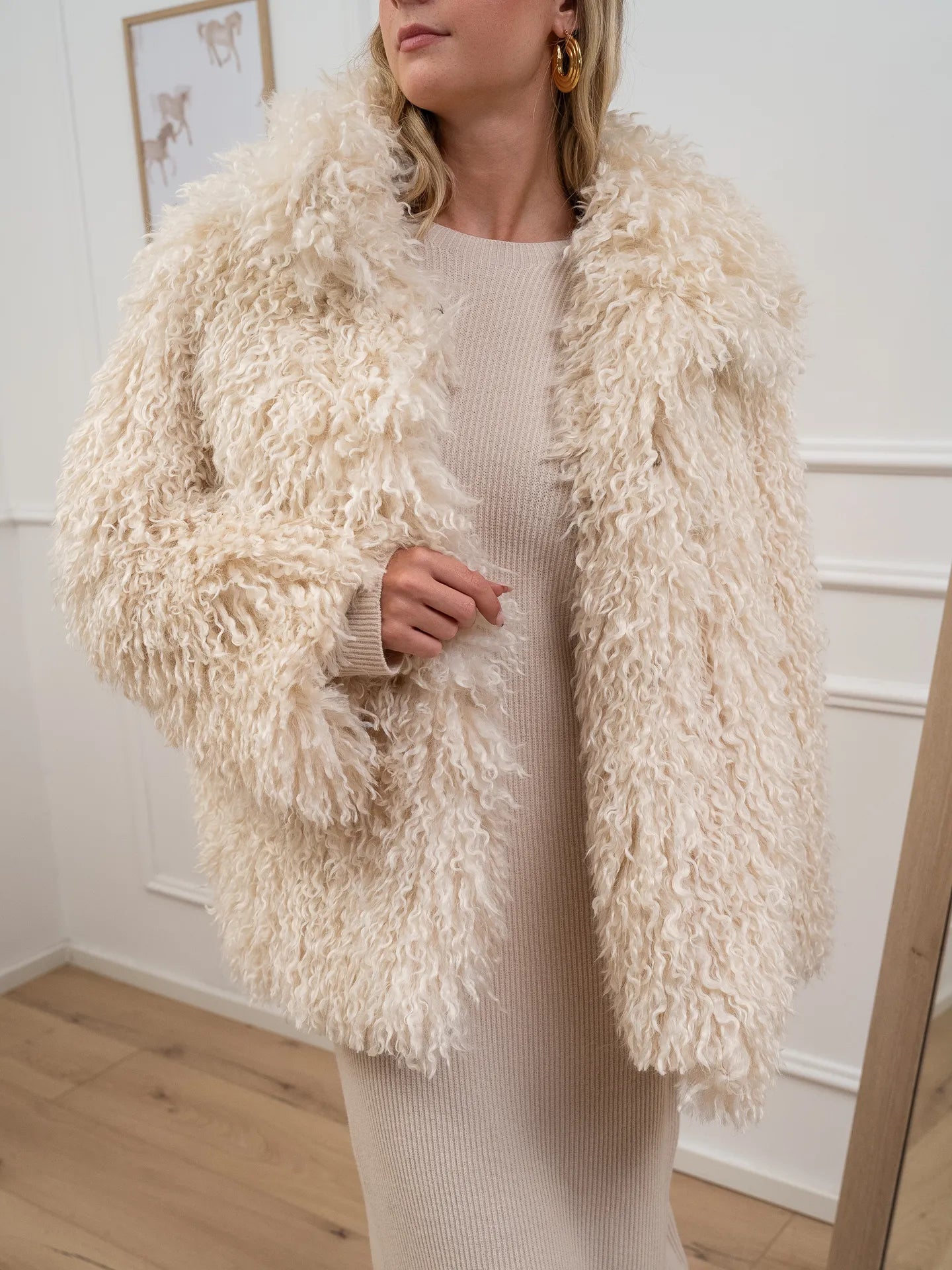 Pelliccia fluffly panna midi - HaveOne