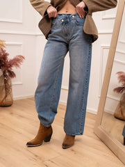 Jeans Crooked bottone laterale - HaveOne