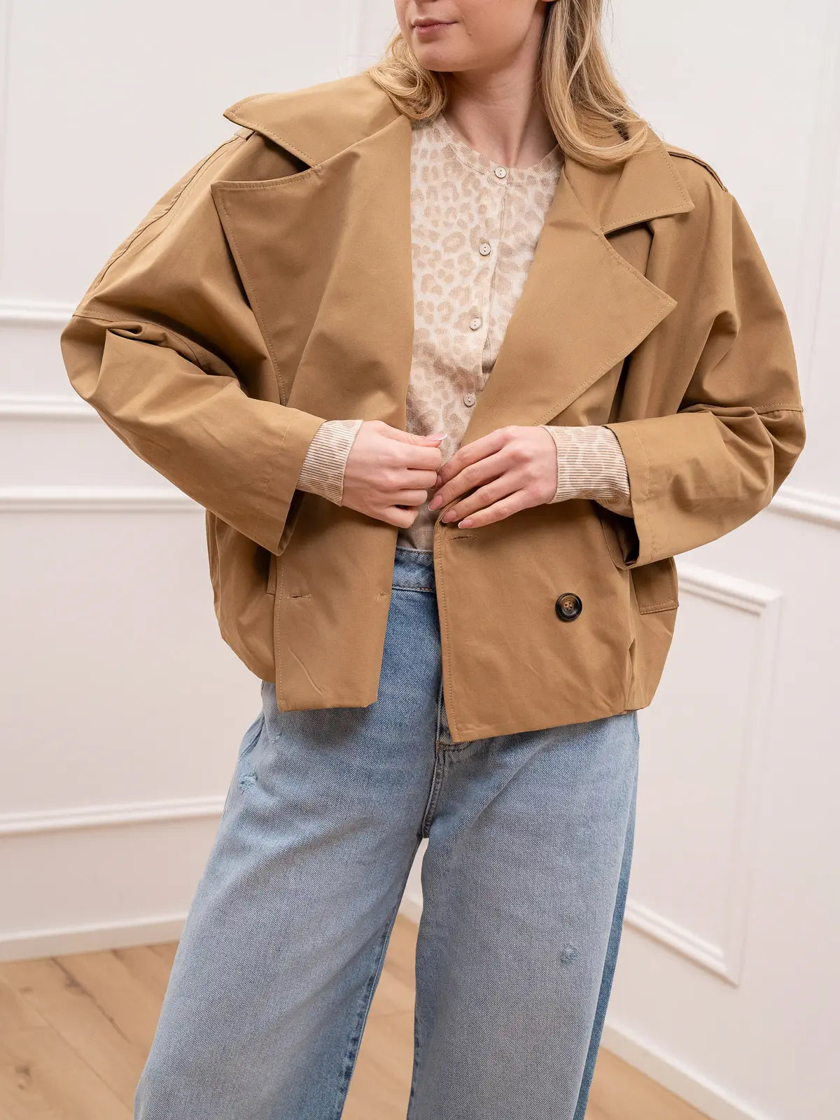 Trench corto beige in cotone soft touch - HaveOne