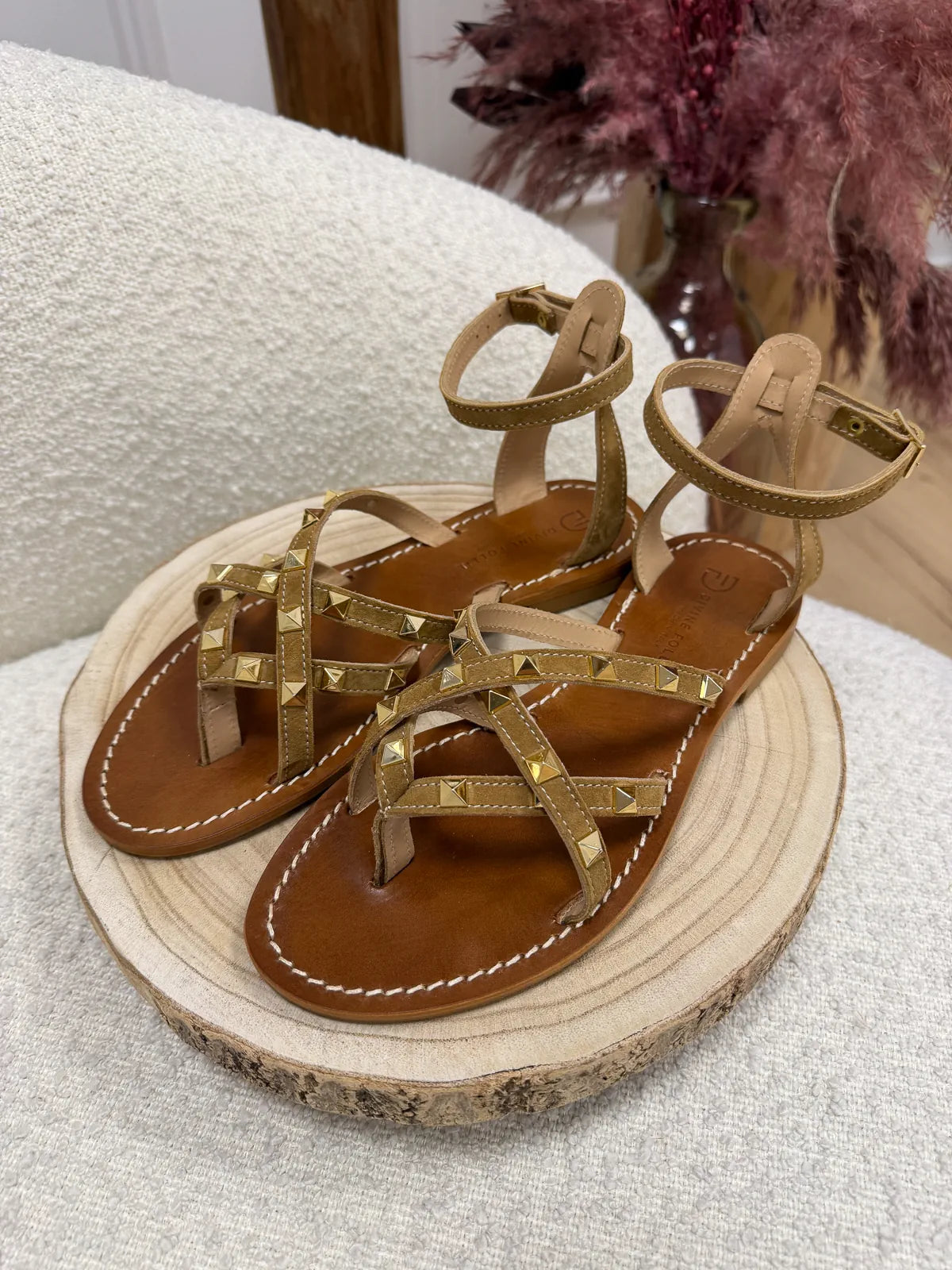 Sandali Spike sabbia con borchie - Divine Follie