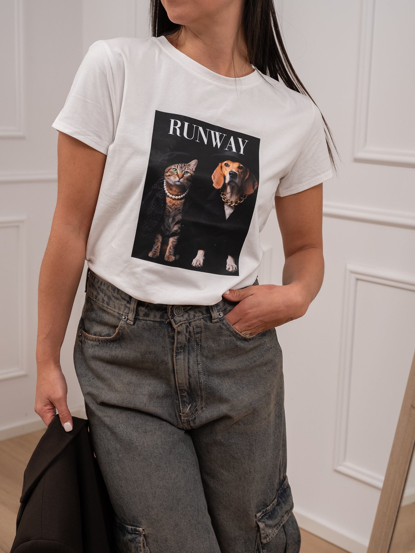 T shirt over Run way - Vicolo