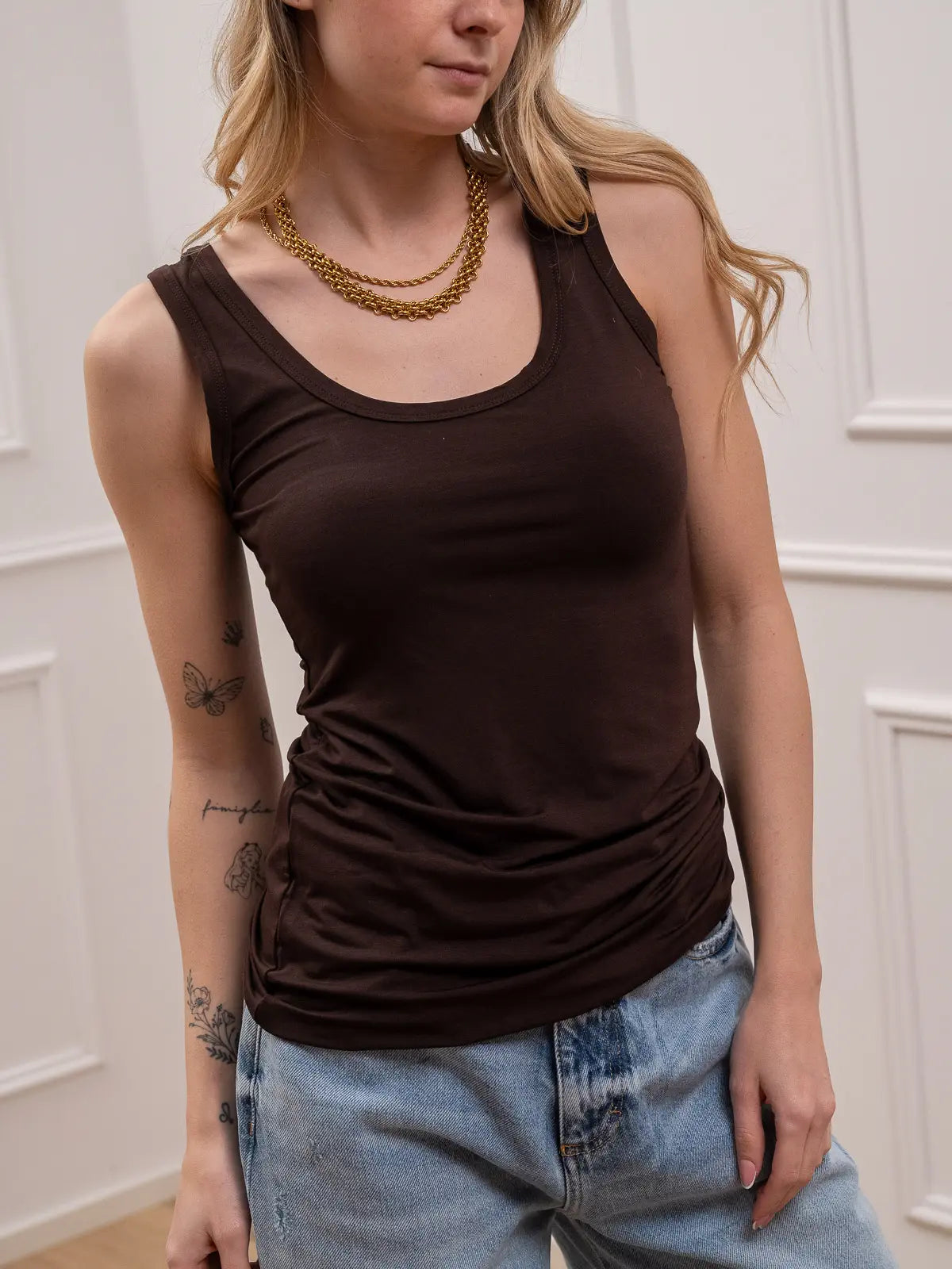 Canotta cioccolato basic in viscosa - Kontatto