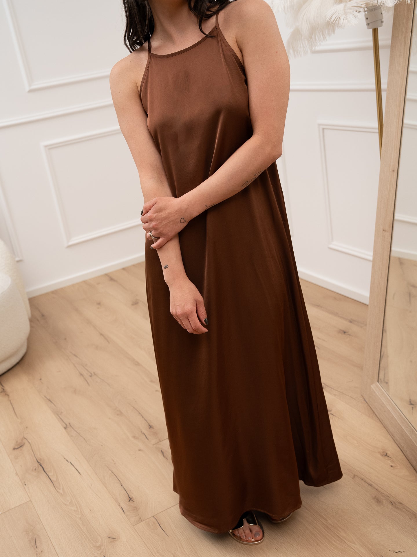 Vestito moro in raso con scollo quadro - Vicolo