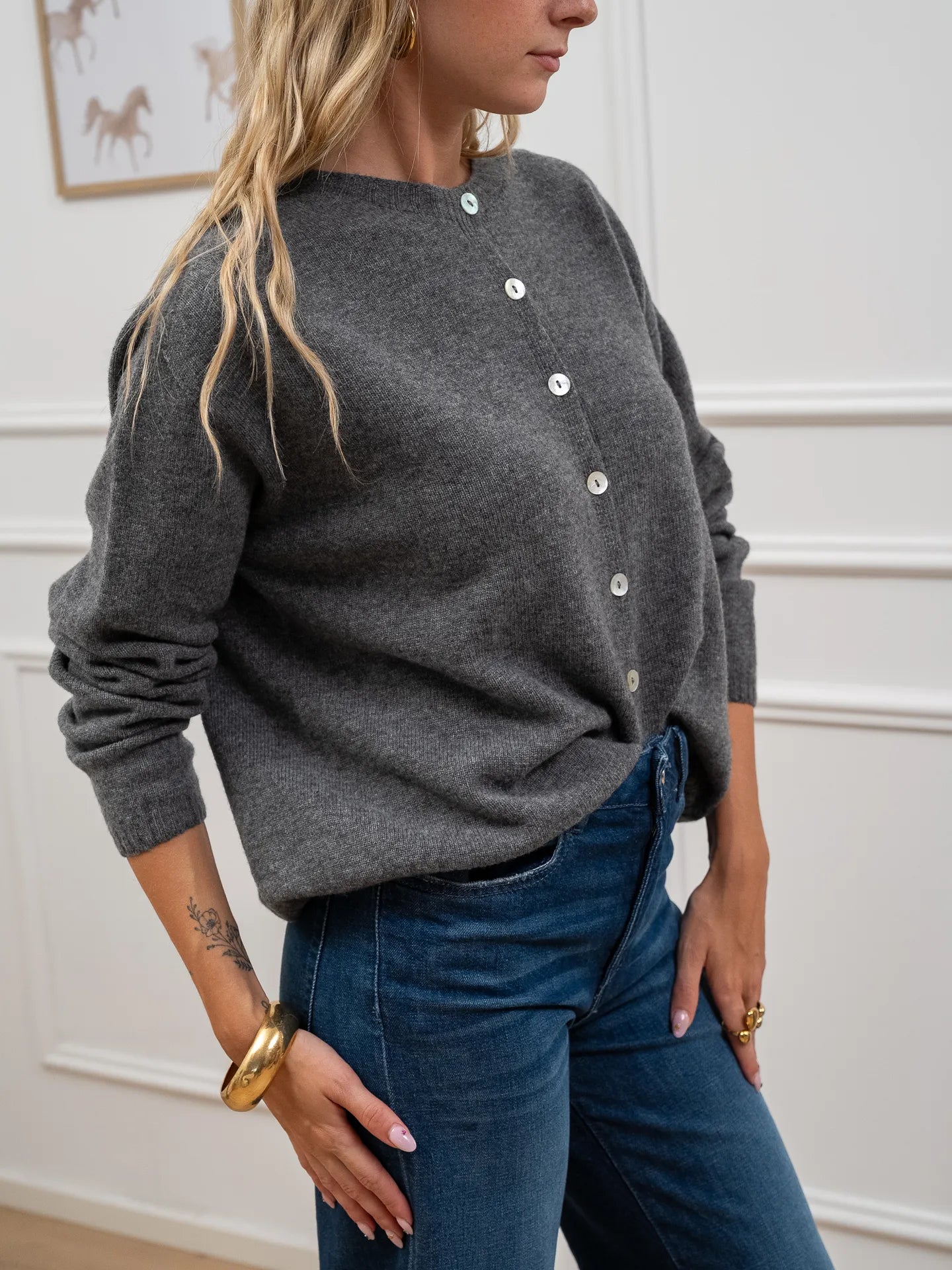 Cardigan grigio scollo coreana con bottoncini - Kontatto