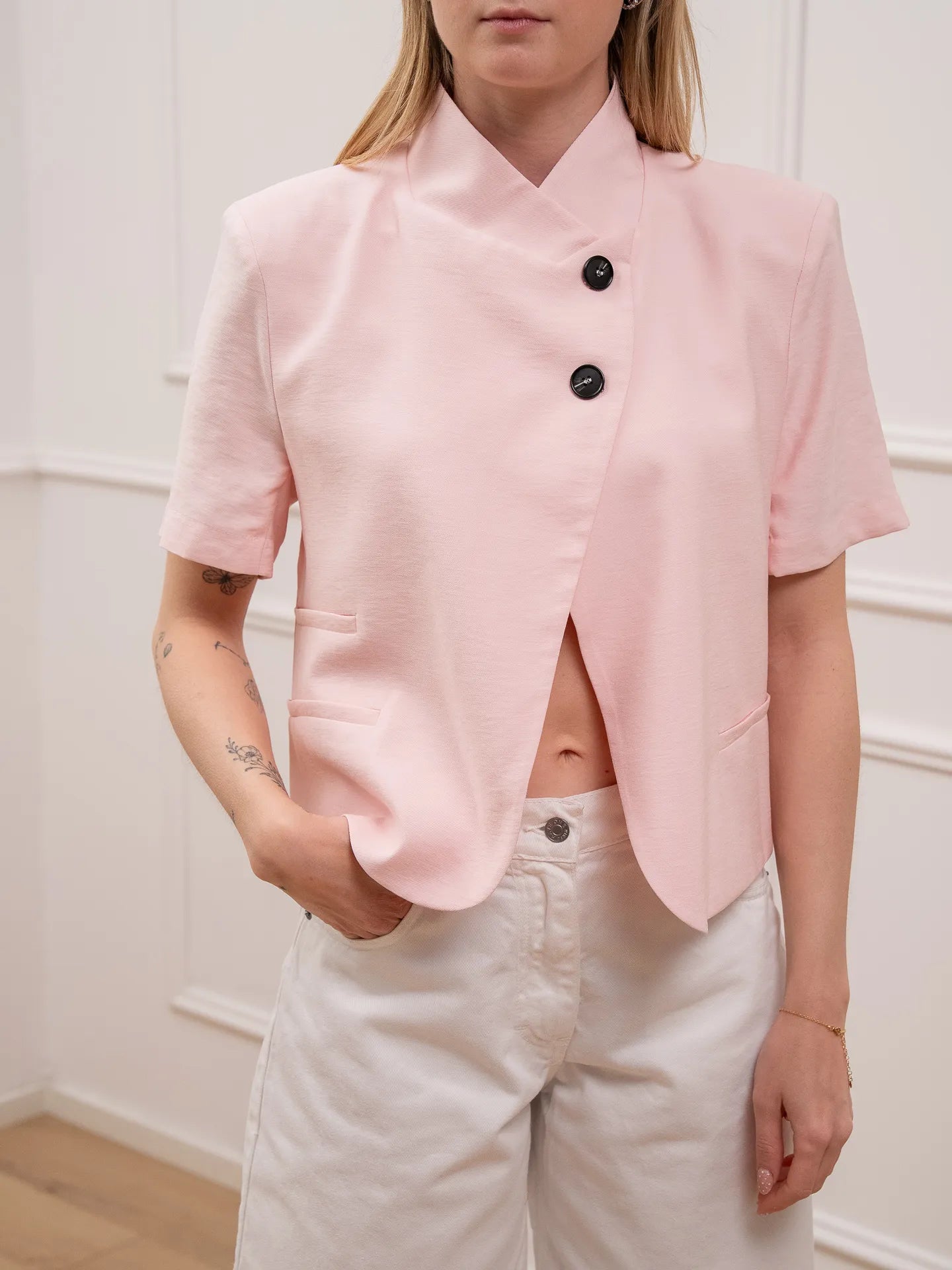 Giacca Iris crop cipria con doppio bottone - HaveOne