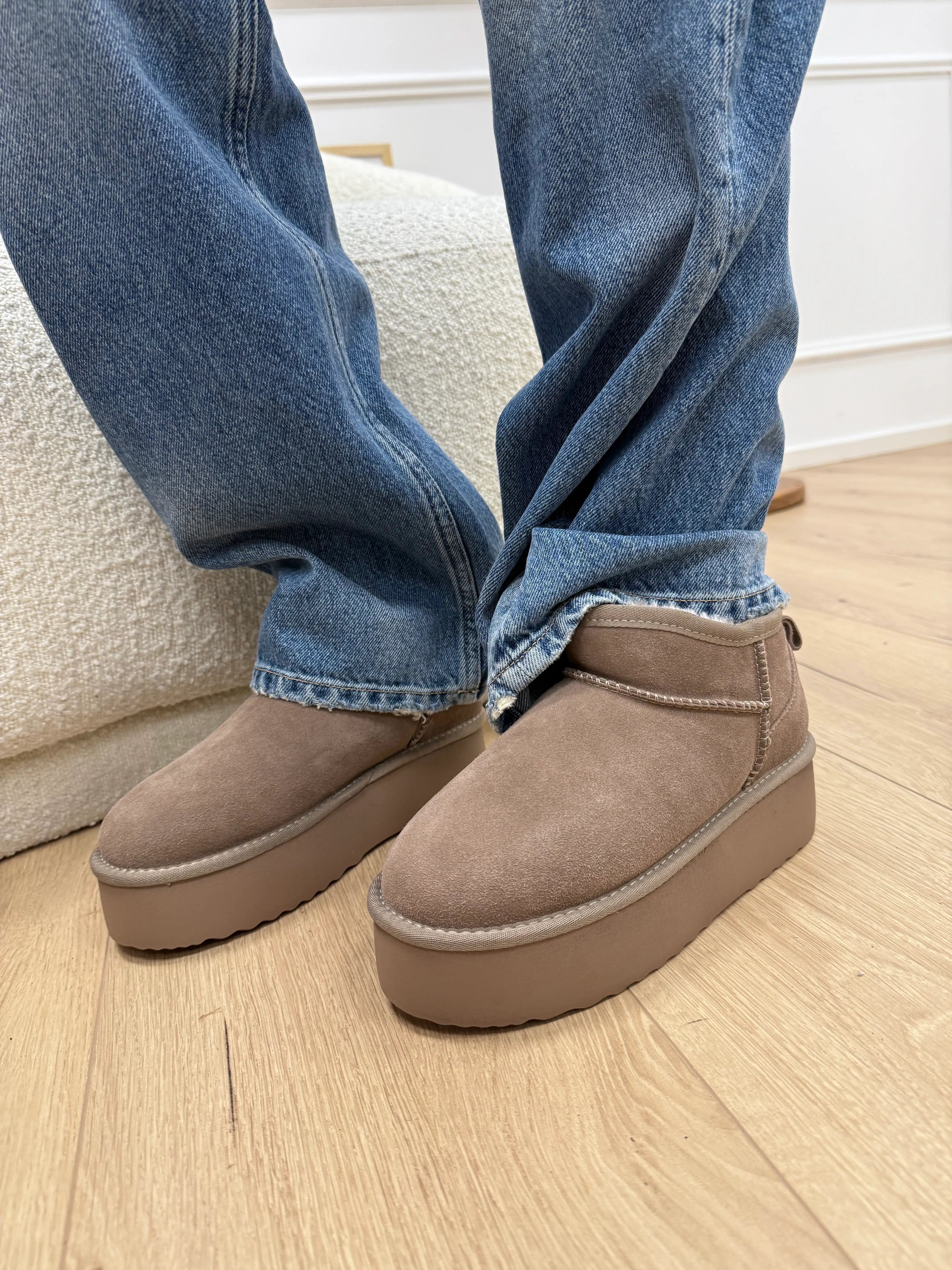 Stivaletto mini platform taupe - Ovyè