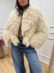 Pelliccia fluffly panna crop - HaveOne