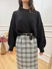 Maglia crop nera con manica balloon - HaveOne