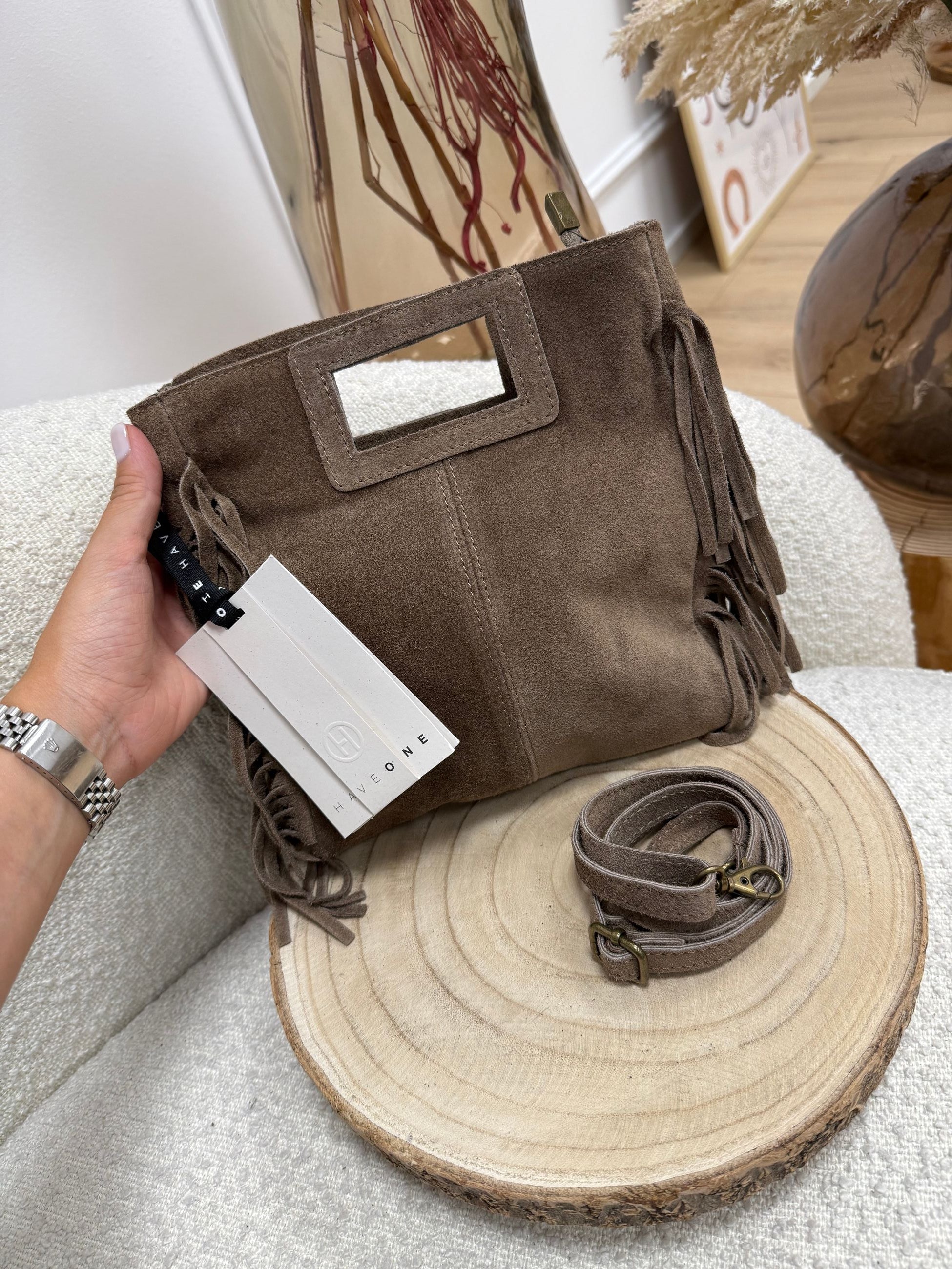 Borsa scamosciata tortora con frange - HaveOne