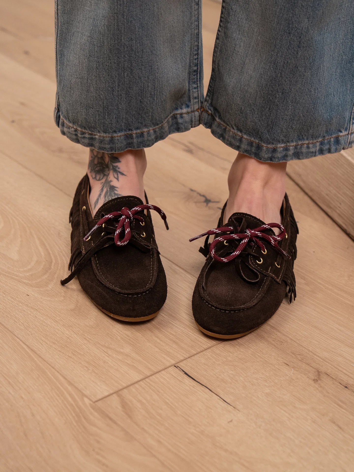 Mocassino scamosciato moro con frange - Ovyè