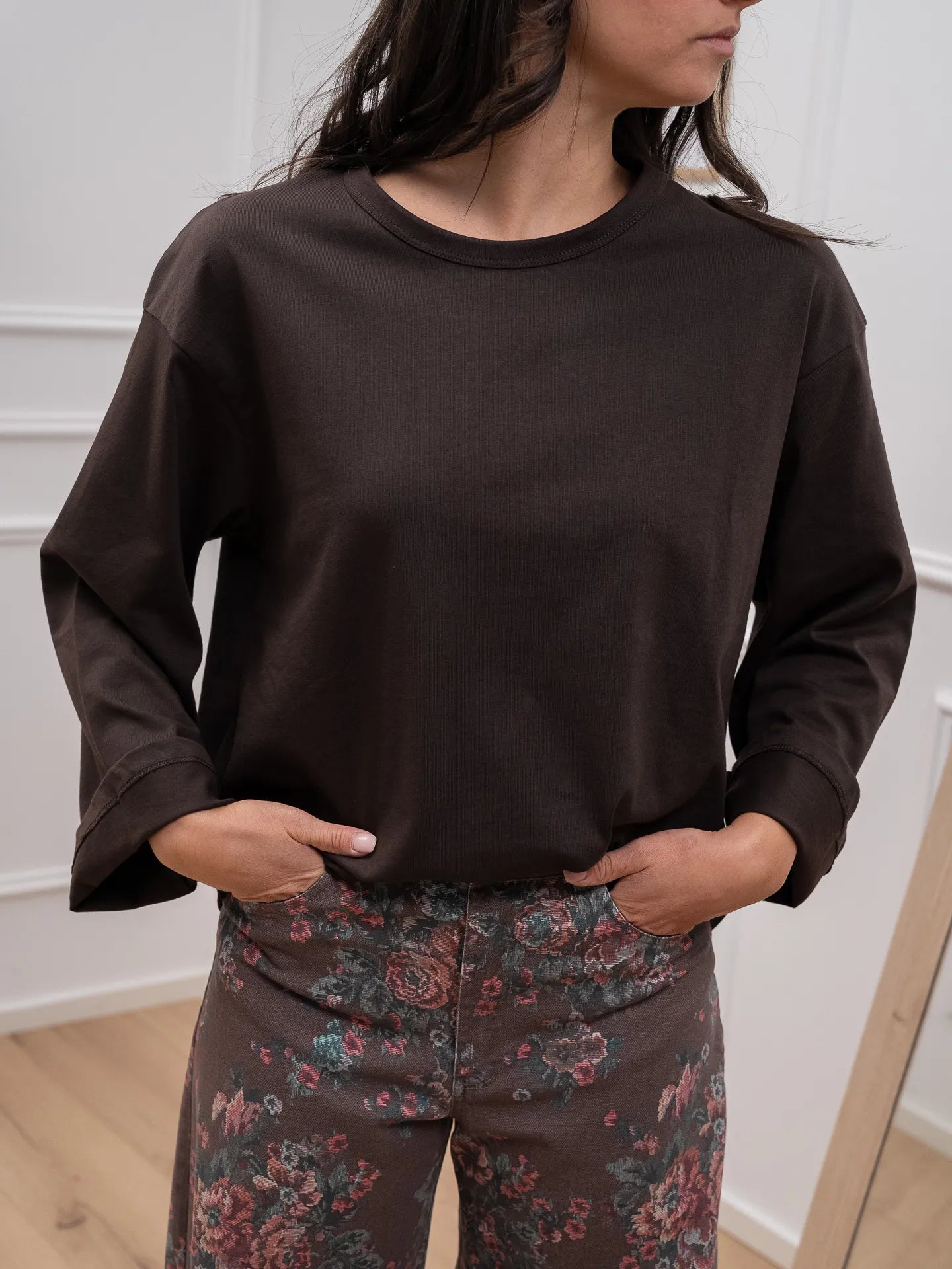 T-shirt scatoletta moro manica lunga scampanata - Vicolo