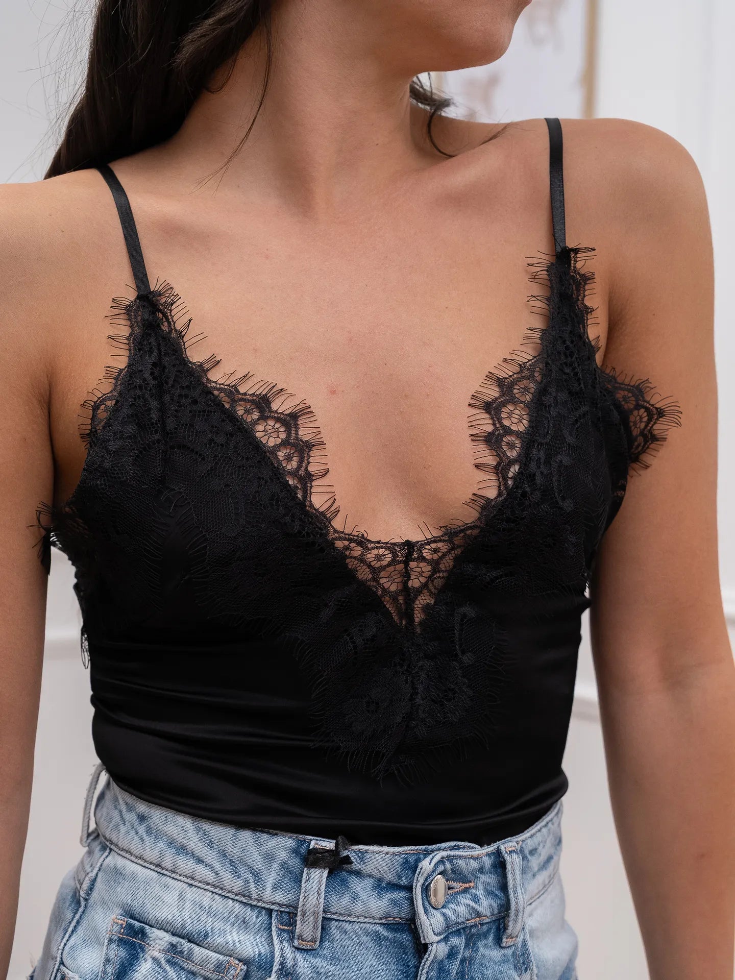 Body in raso nero con pizzo - Dixie