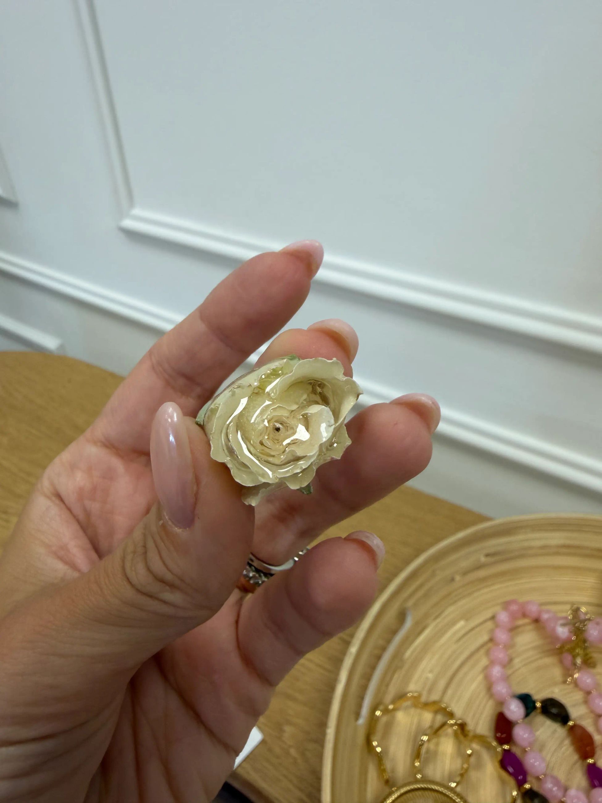 Ciondolo fiore resina avorio maxi - Calibro Shop