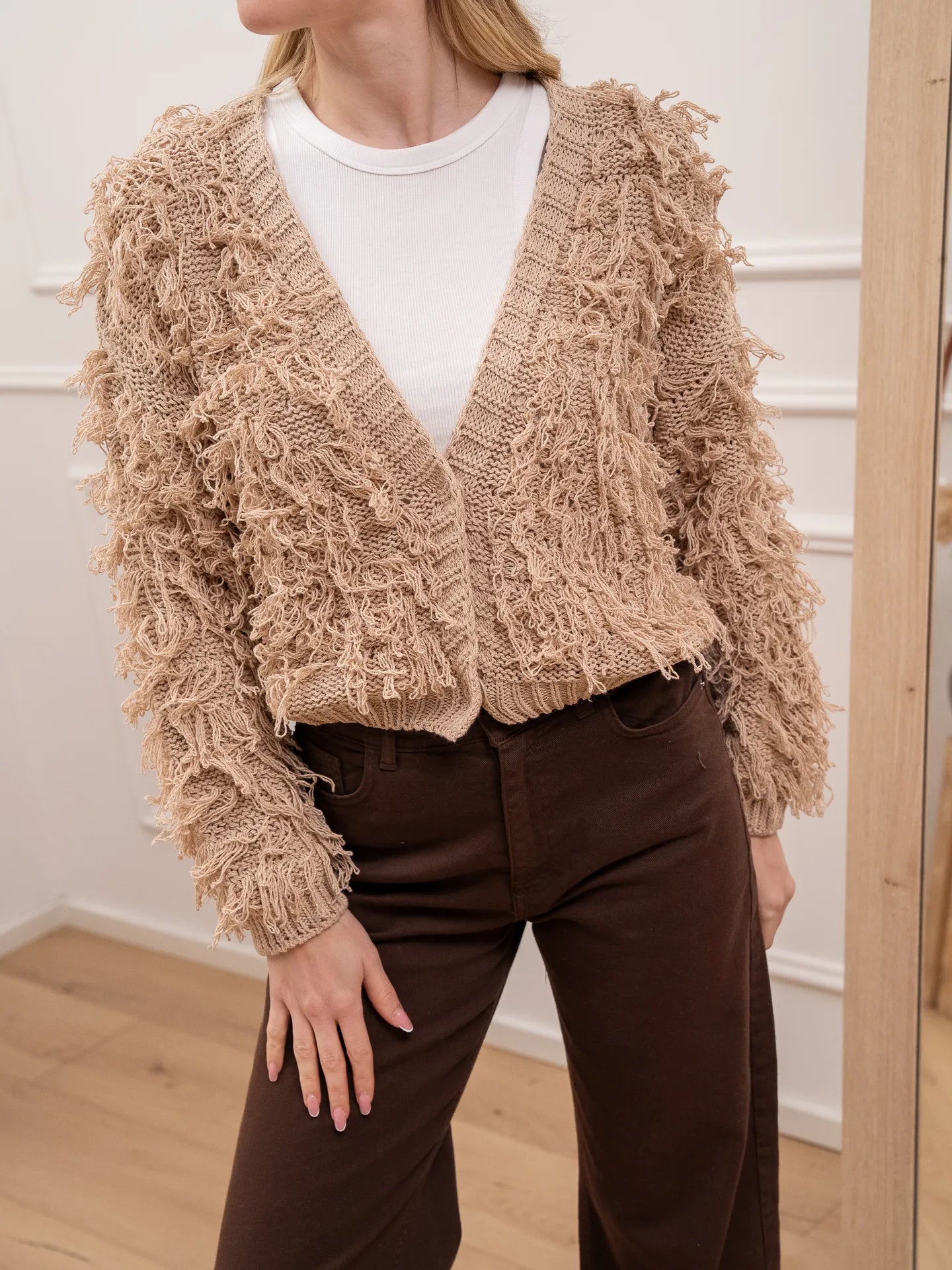 Cardigan frangette beige con bottoni - HaveOne