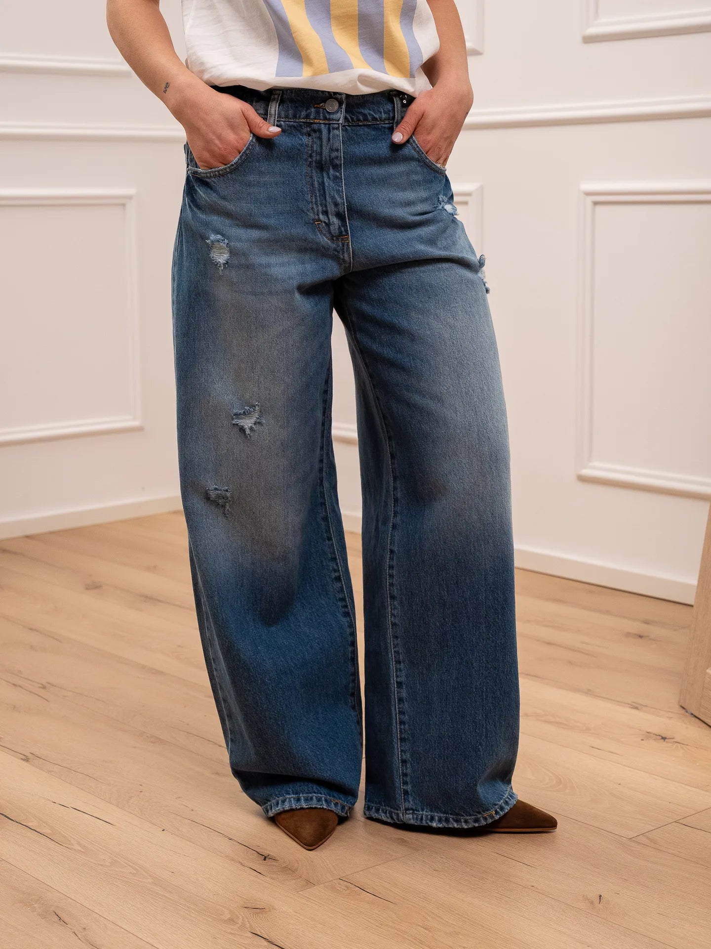 Jeans Bella in denim scuro con rotture - HaveOne