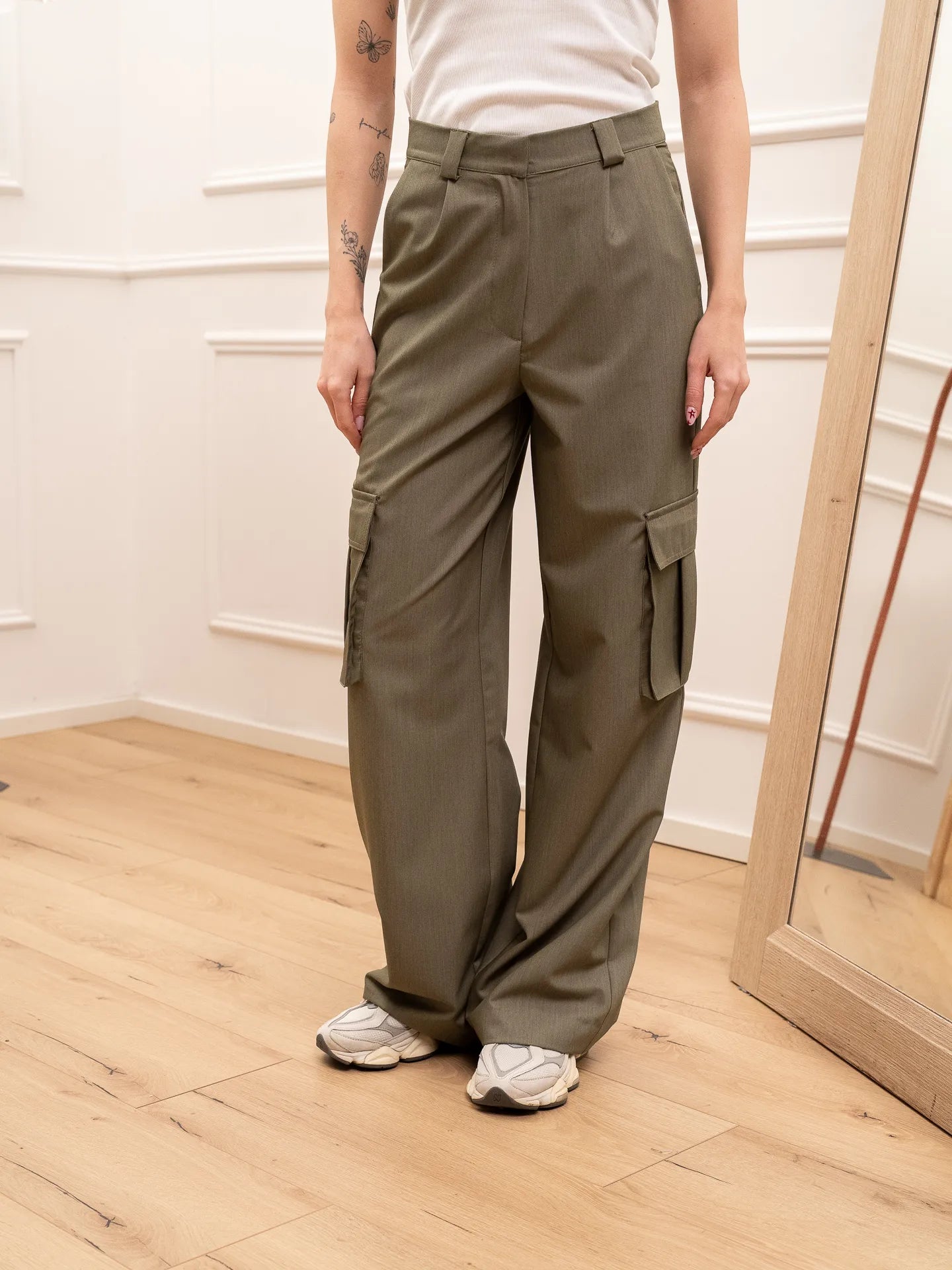 Pantaloni cargo militare con tasconi - HaveOne
