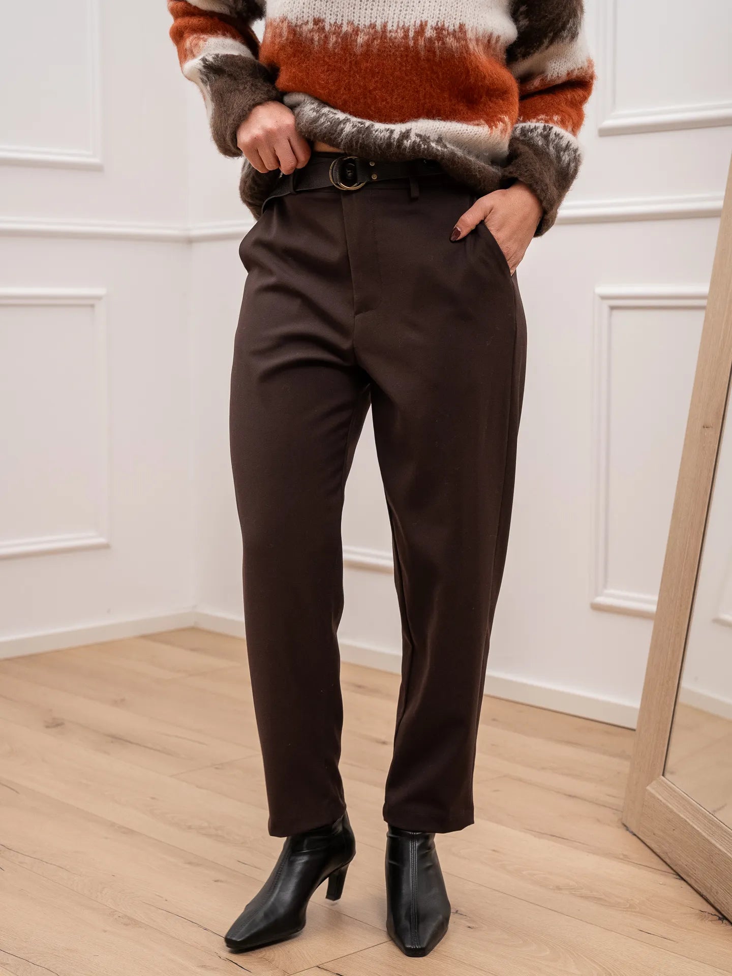 Pantaloni basic moro a sigaretta con cintura - HaveOne