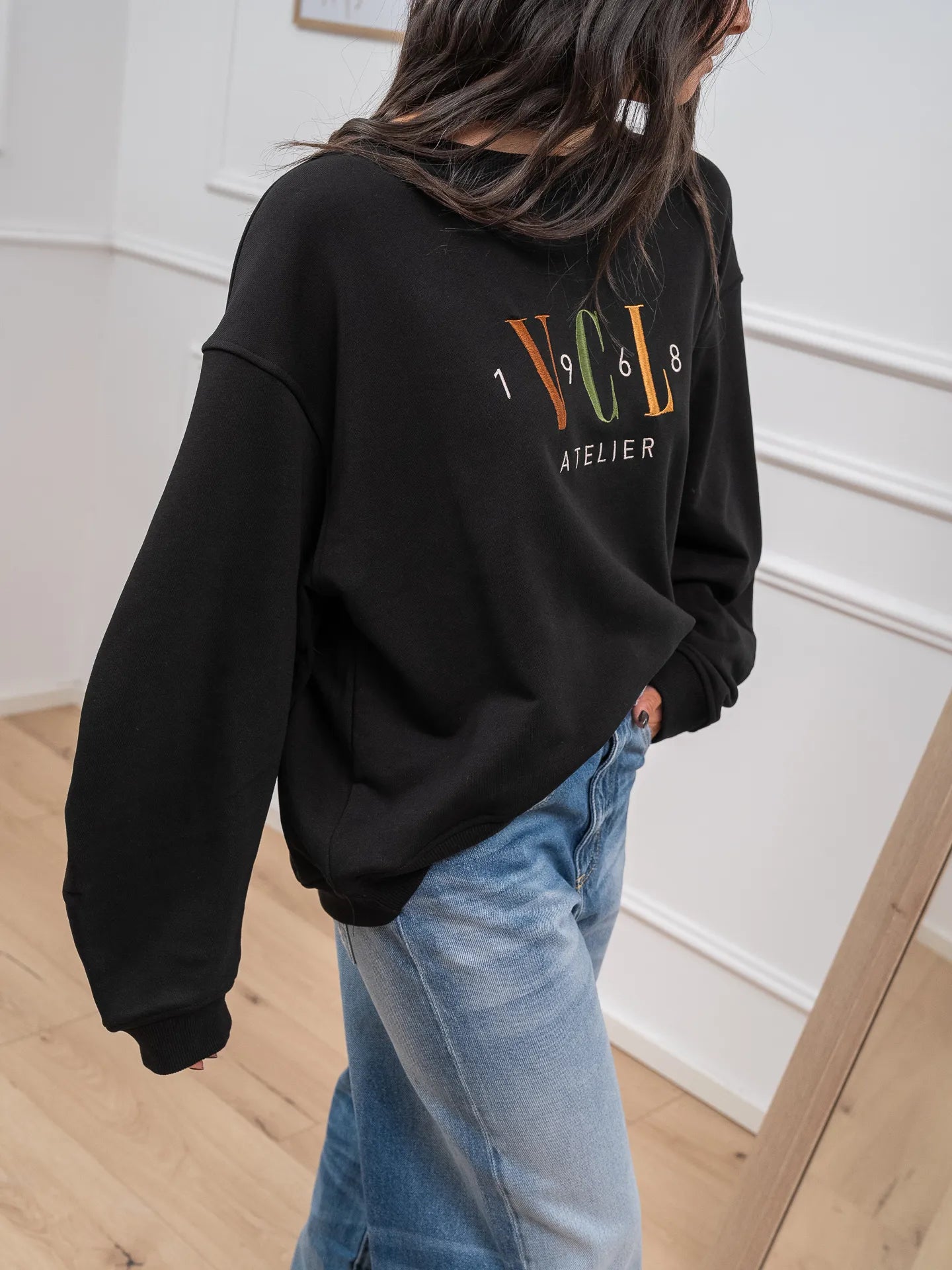 Felpa "VCL atelier" nera - Vicolo