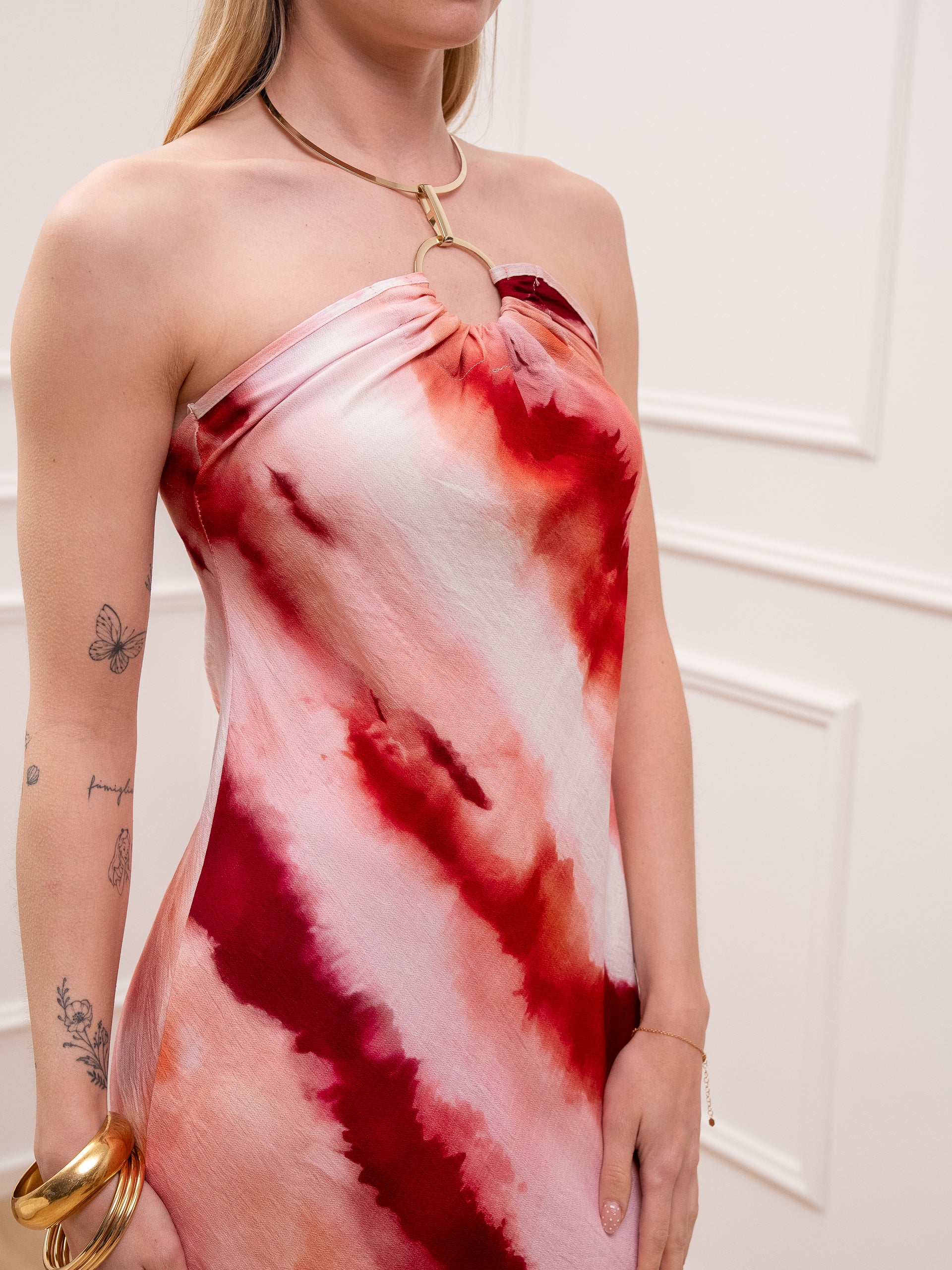 Vestito sfumato Siviglia con collana dorata - HaveOne