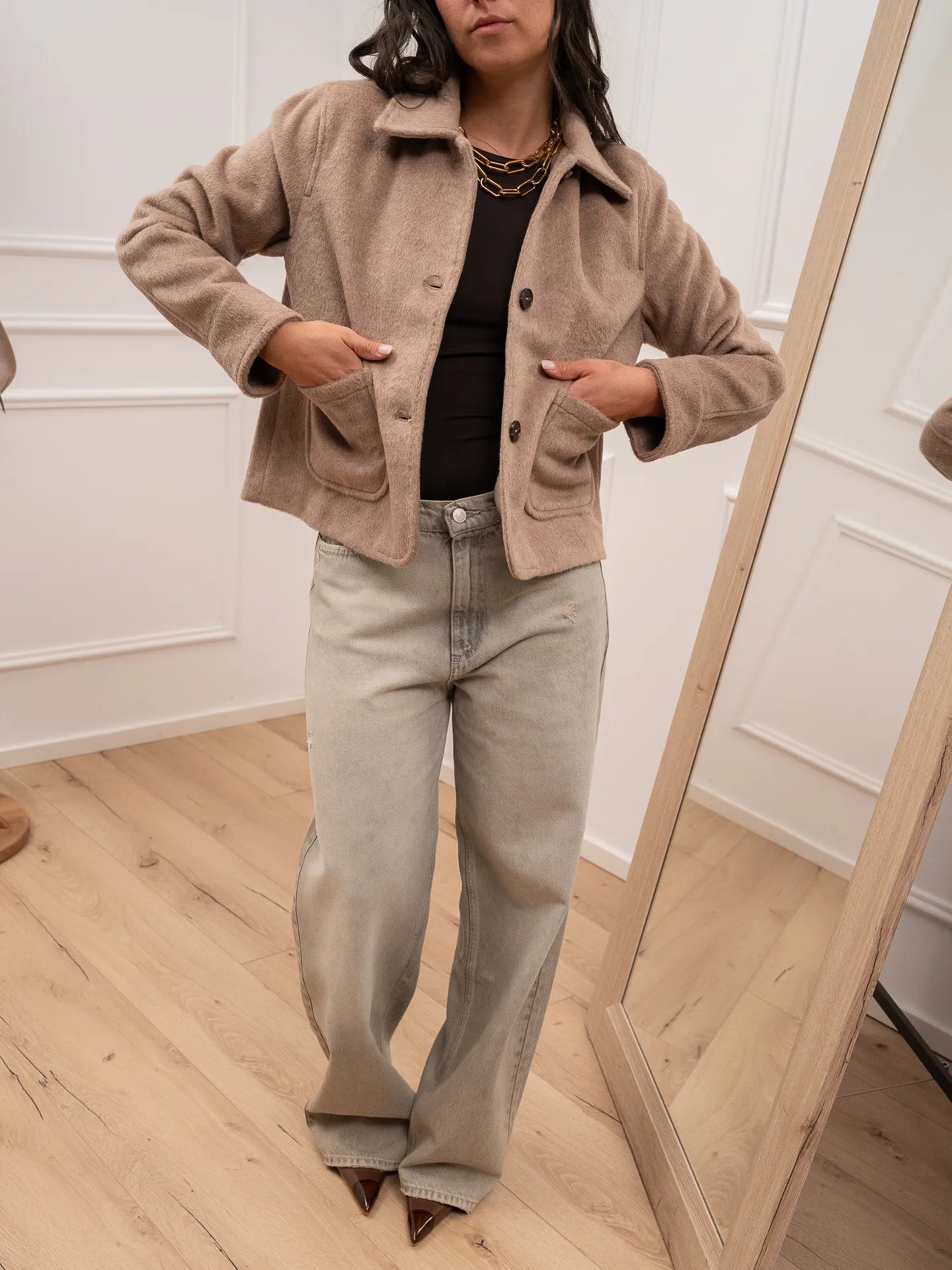 Giacca crop beige con bottoni - Glamorous