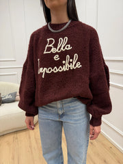 Maglia bordeaux ricamo "Bella e impossibile" - You Decide
