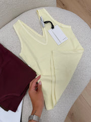 Canotta scollo a v giallo basic - HaveOne