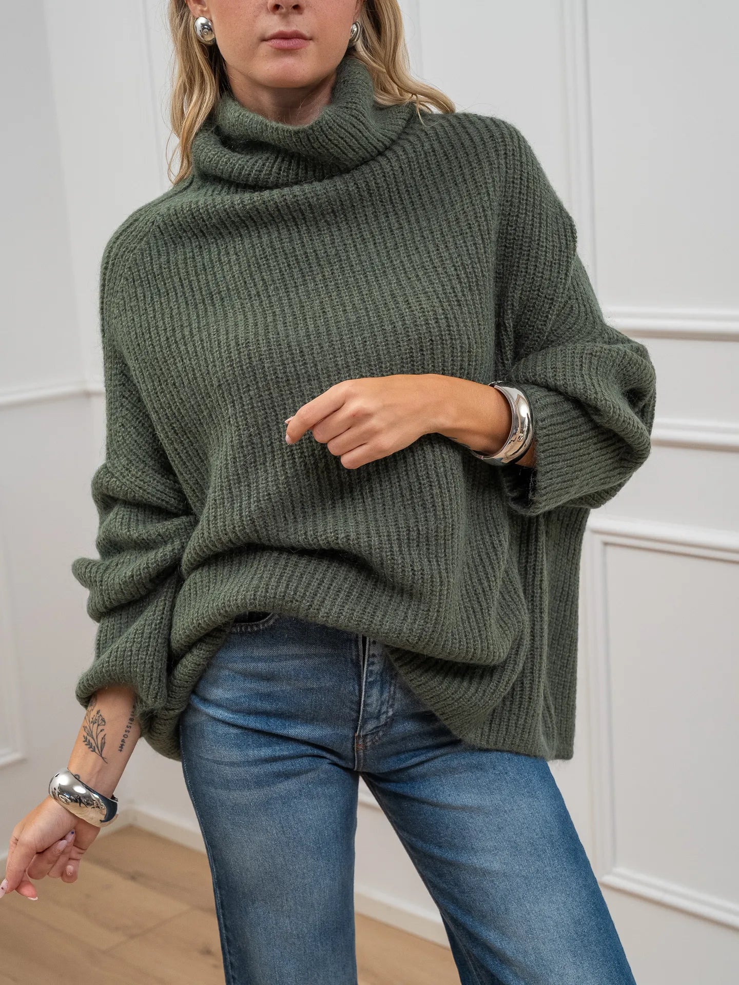 Dolcevita over oliva punto pannocchia - Kontatto