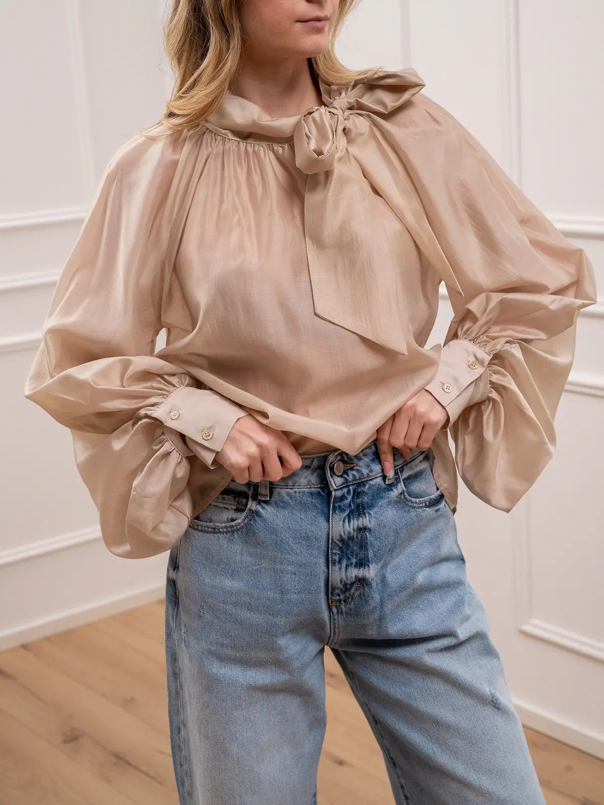 Camicia sabbia in lyocell con fiocco - Vicolo