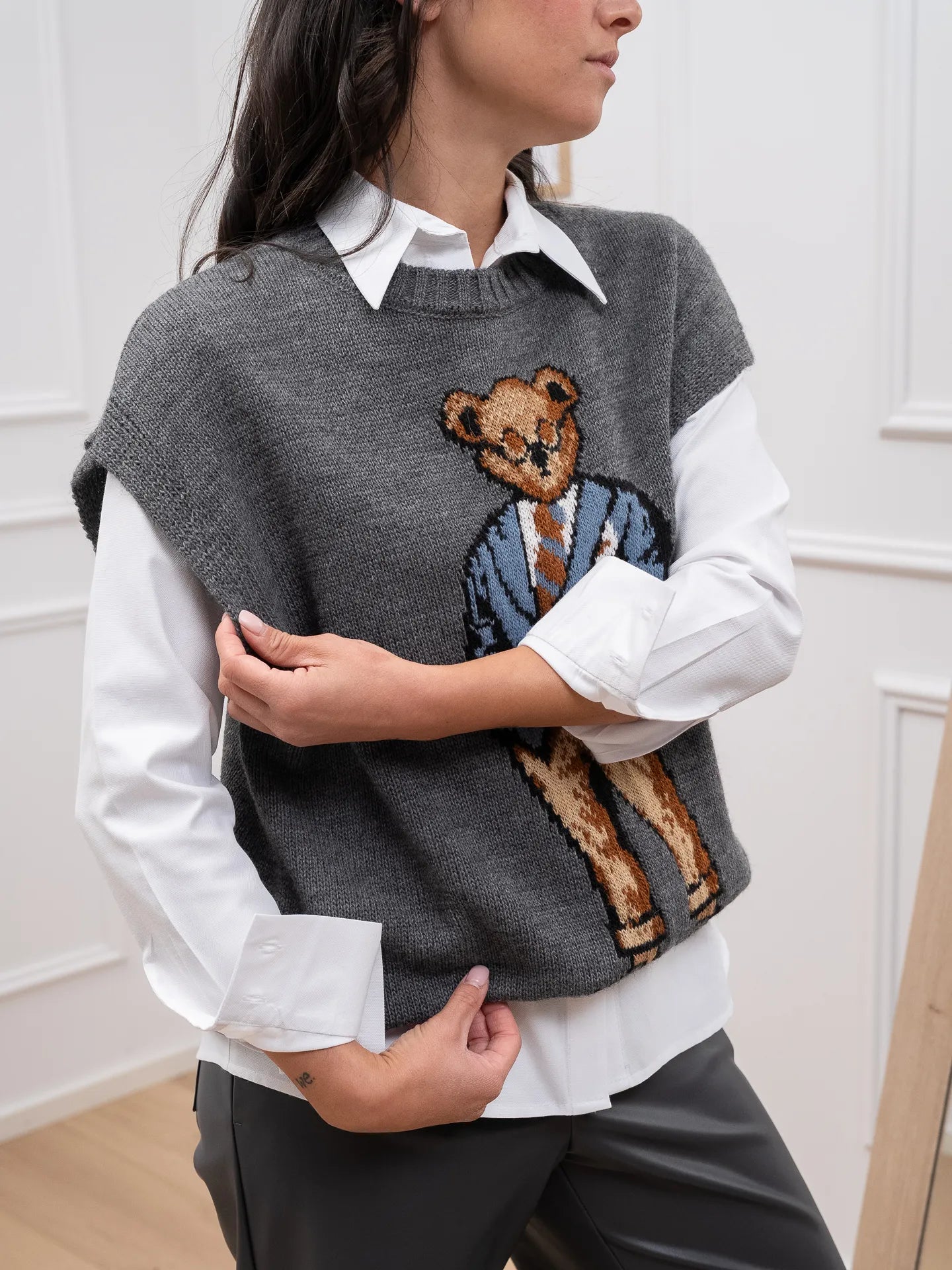 Gilet antracite con orsetto - HaveOne