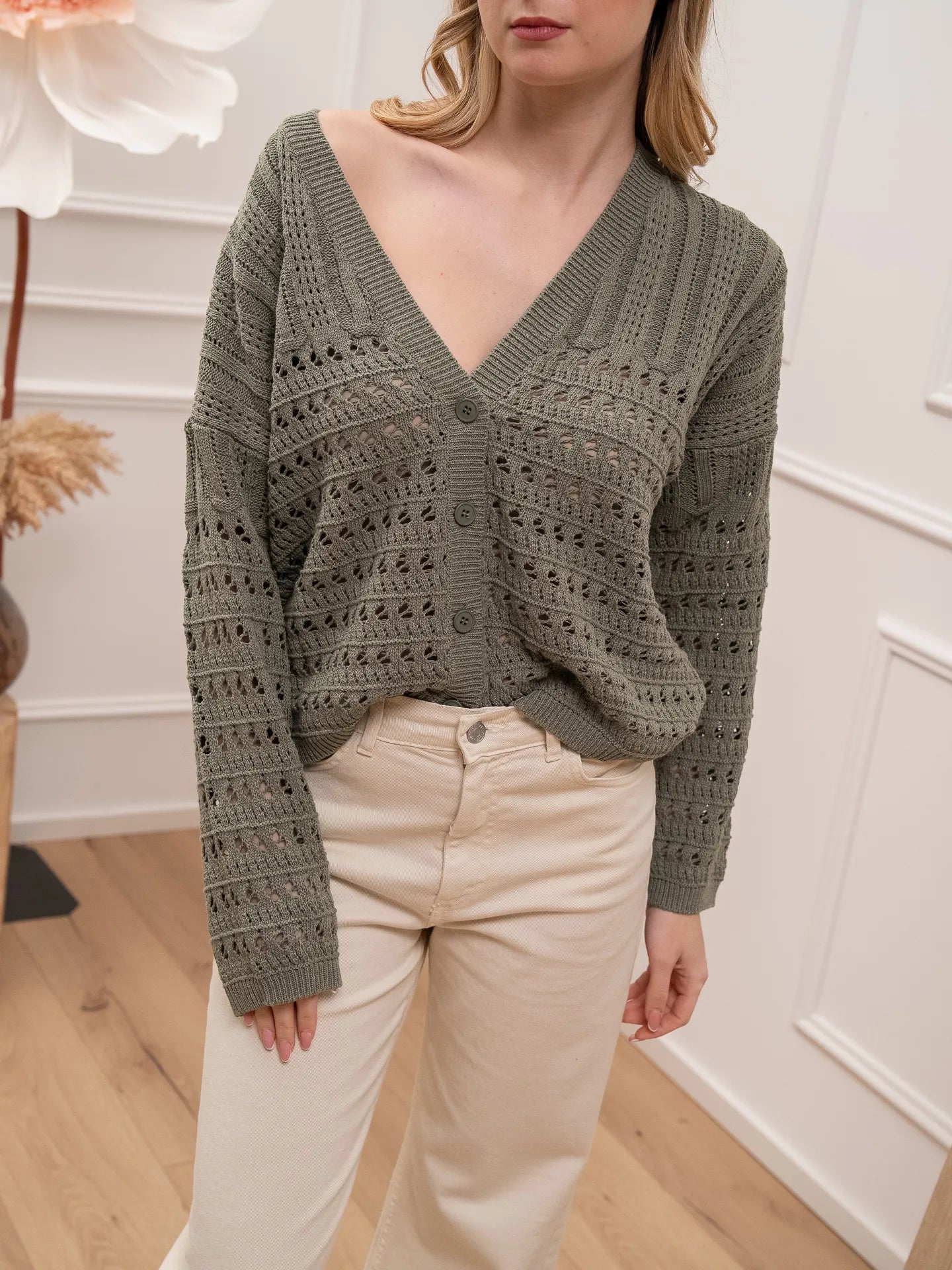 Cardigan punzonato salvia con bottoni - HaveOne