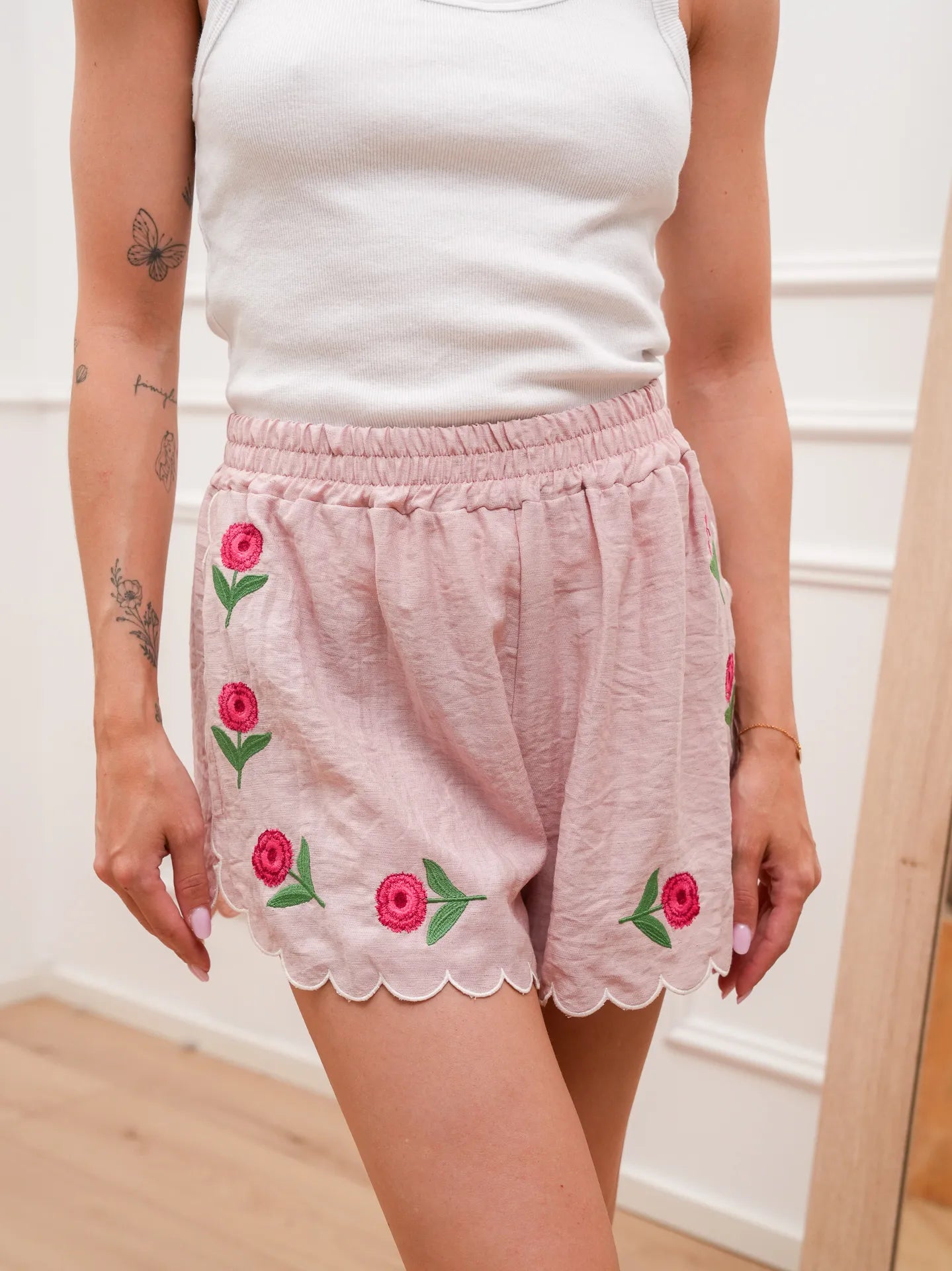 Shorts Rose bordi ondulati rosa - HaveOne