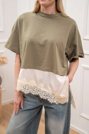 T shirt salvia con satin e pizzo sul fondo - Dixie