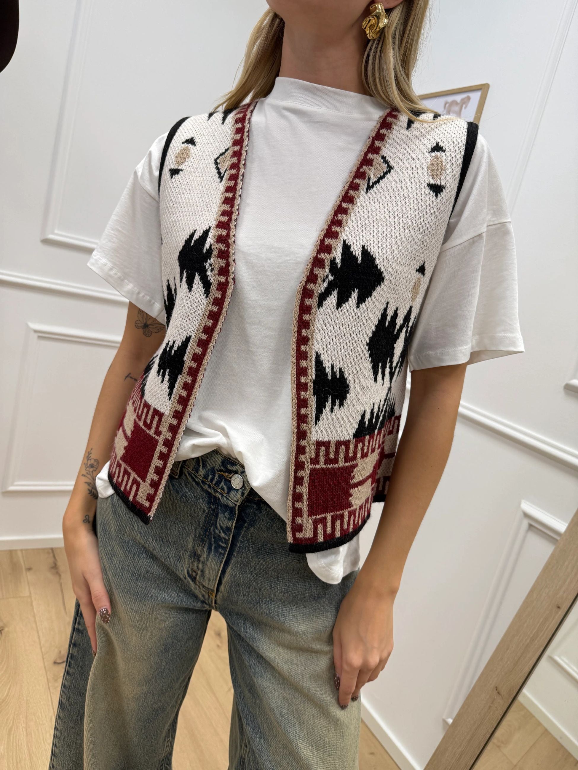 Gilet etnico in filo gesso, nero, bordeaux - Vicolo