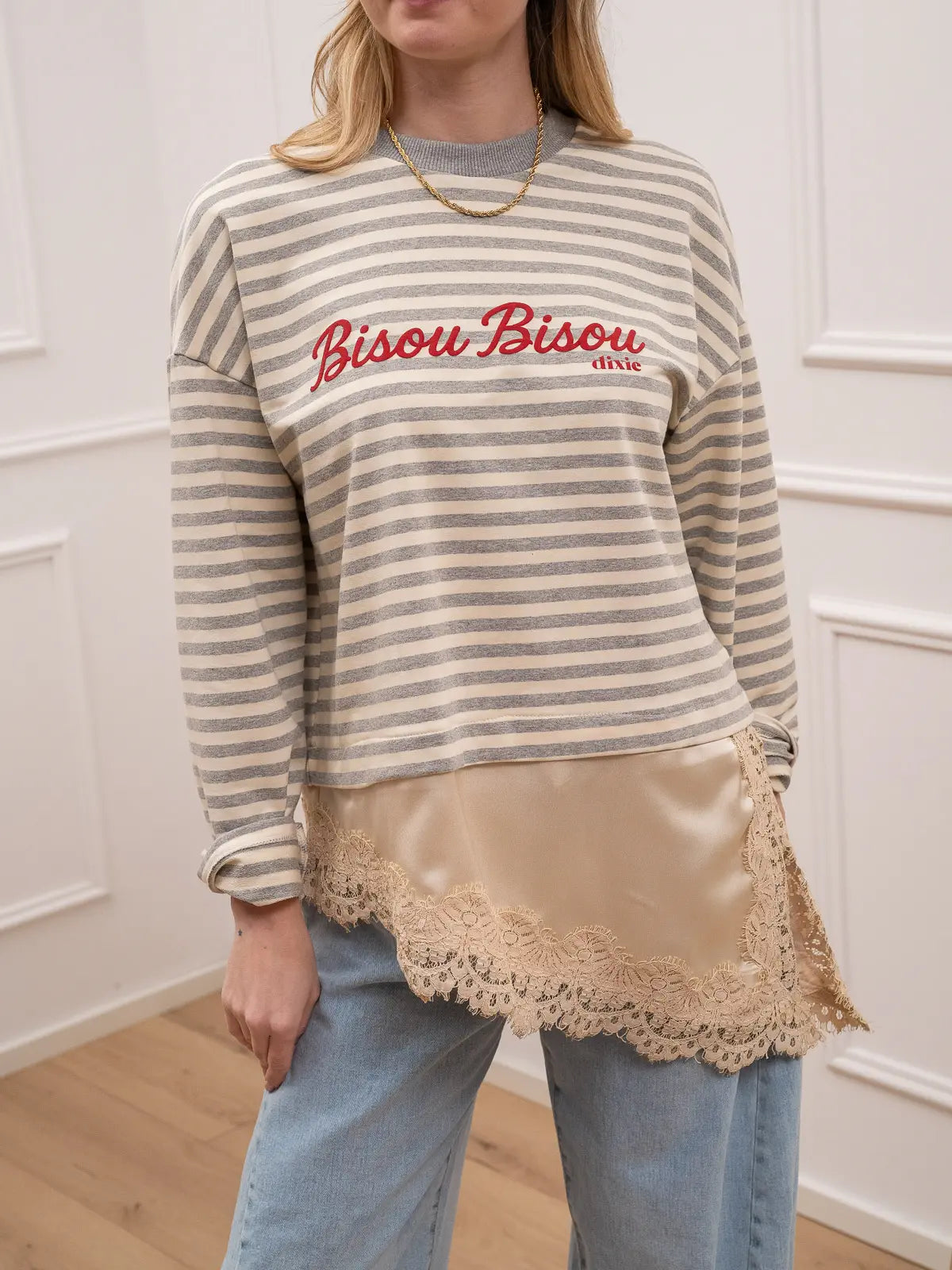 Maglia "bisou" burro e grigia con pizzo - Dixie