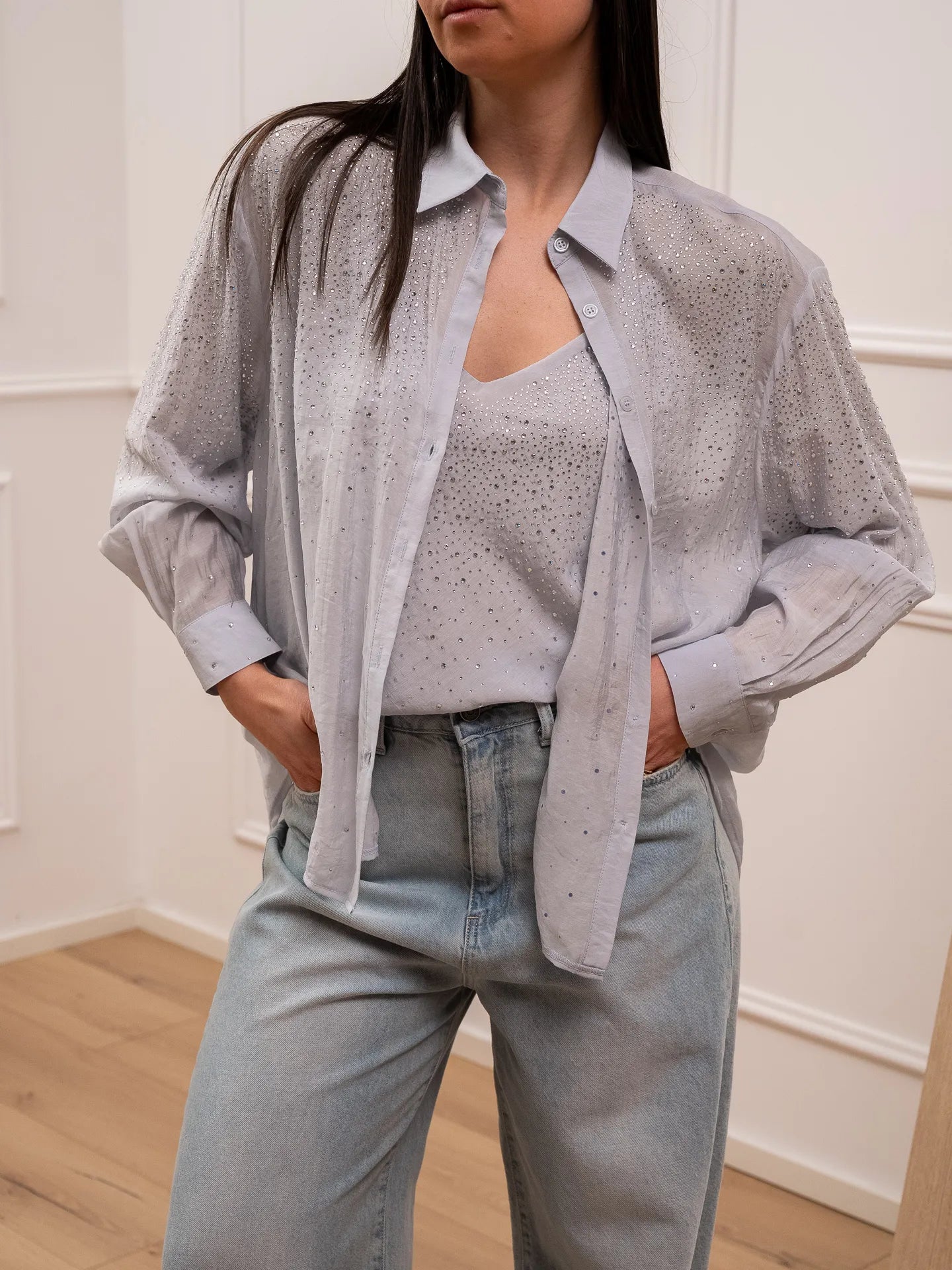 Camicia celeste in mussola con strass - You Decide