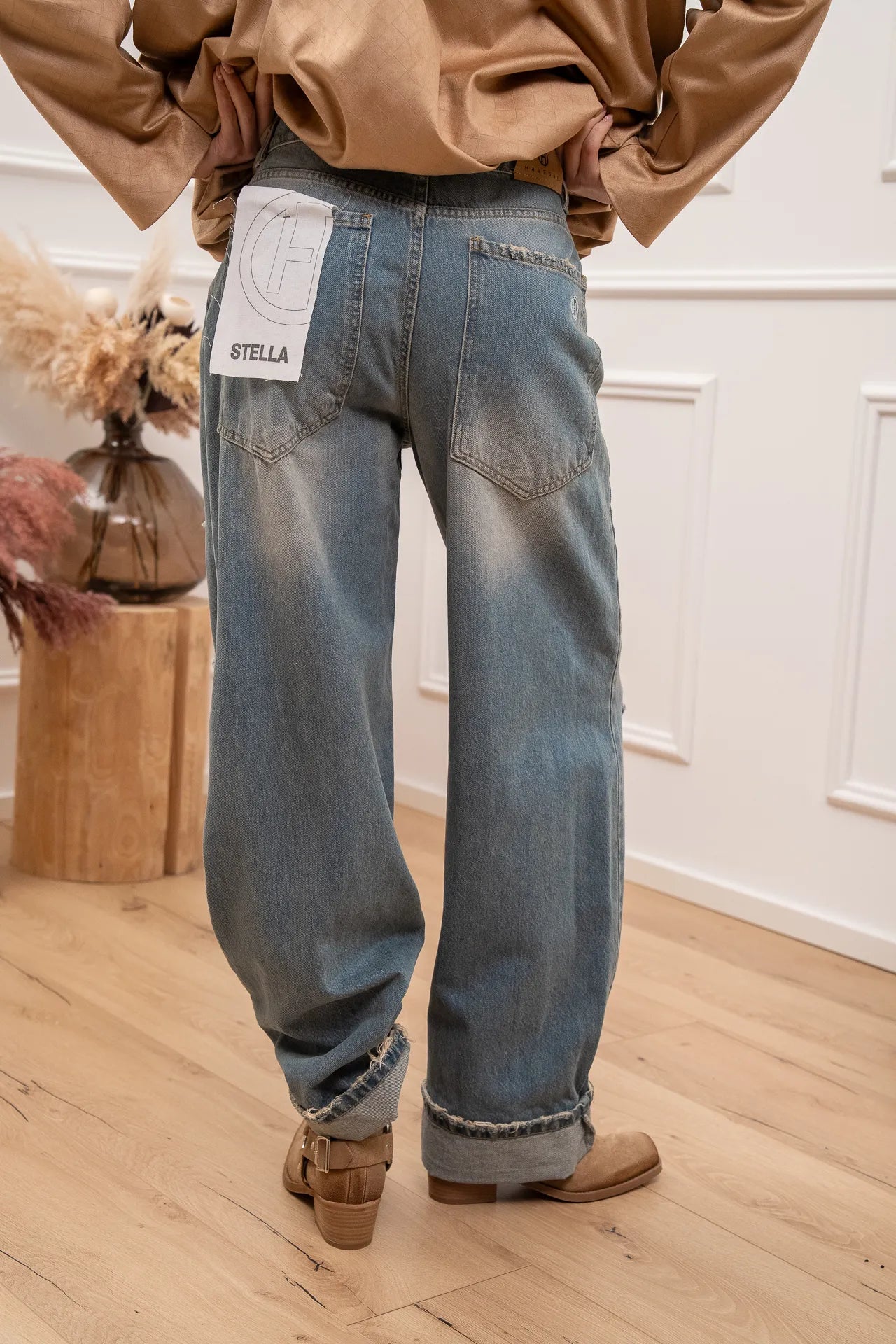 Jeans Stella in denim vintage con rotture - HaveOne