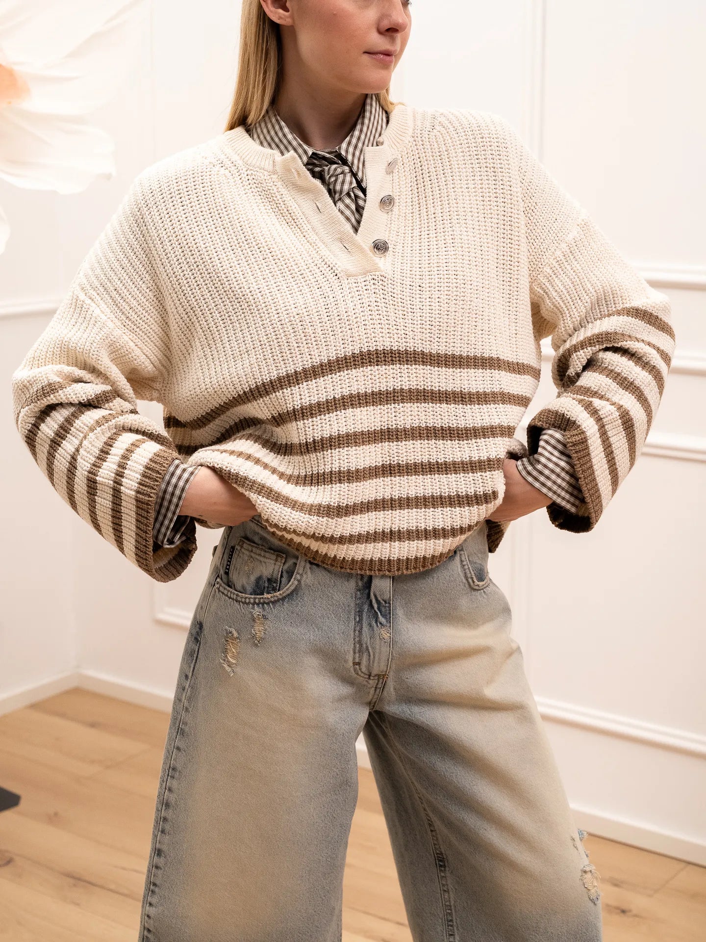Maglia serafino burro riga camel con bottoni - HaveOne