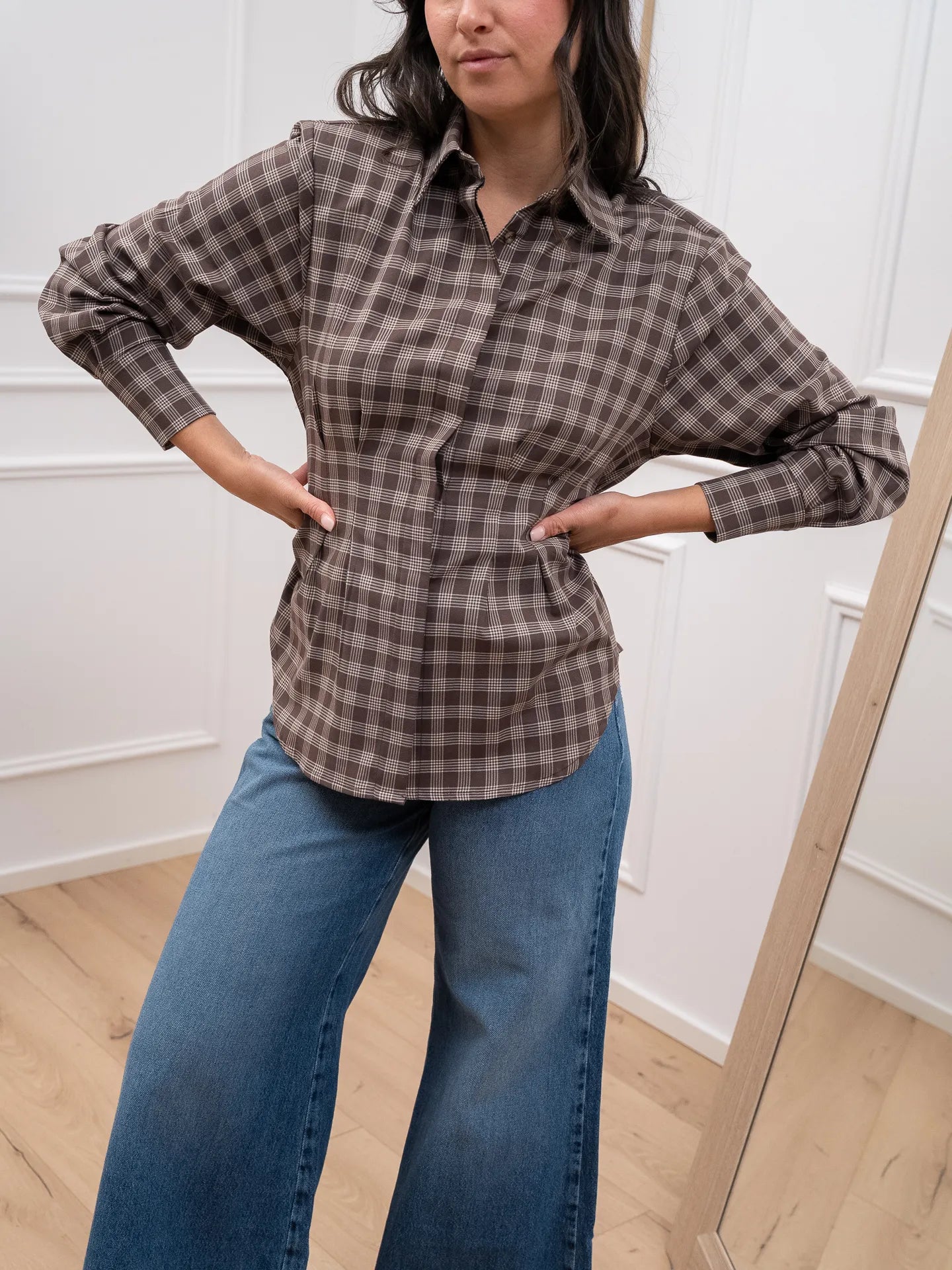 Camicia sagomata check moro con laccio - Vicolo