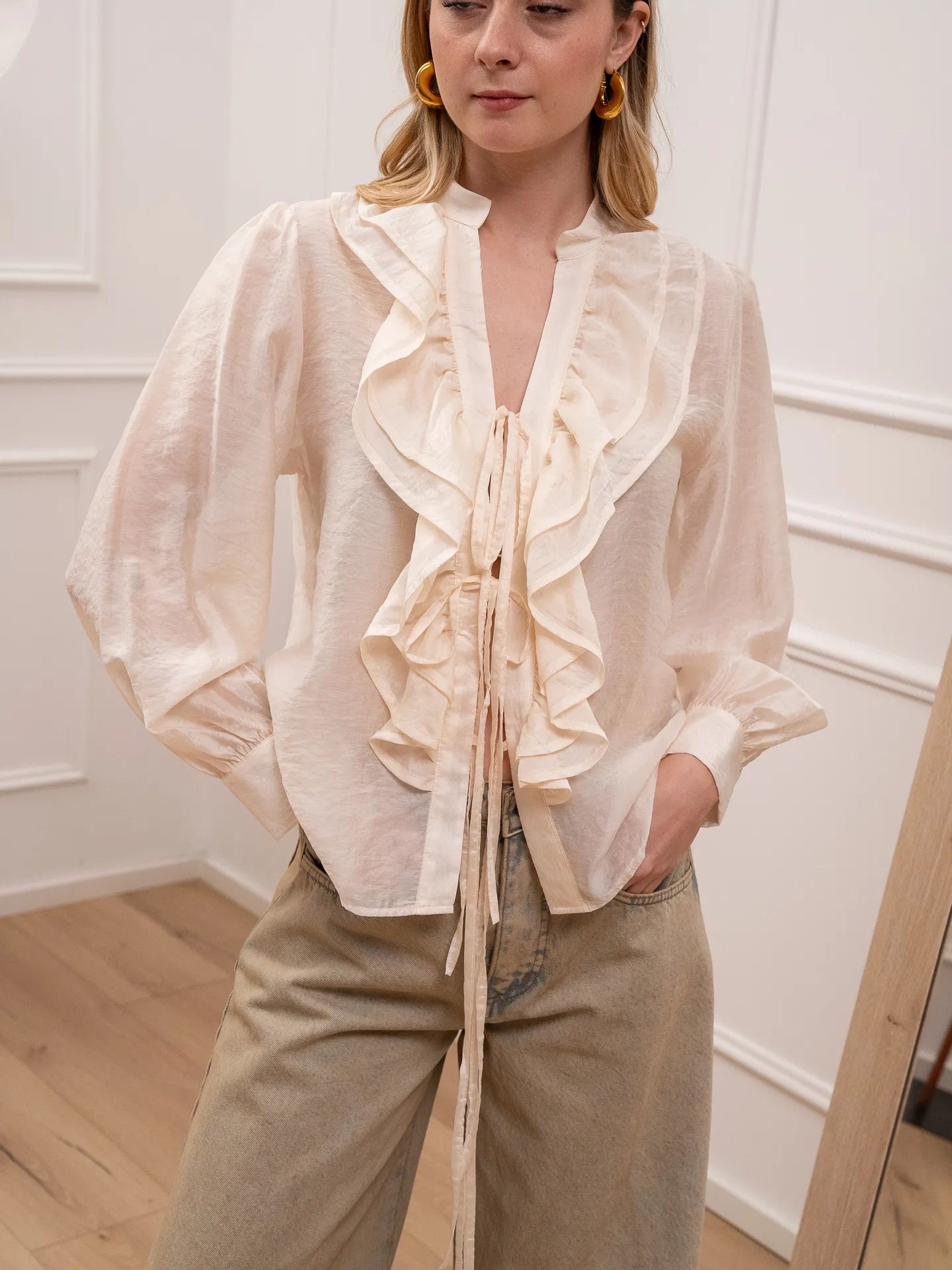 Camicia rouches latte con laccetti - HaveOne