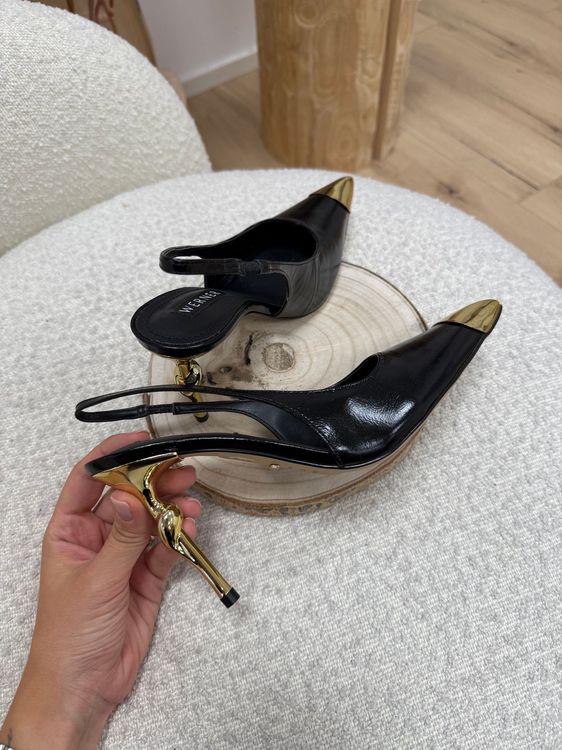 Décolleté slingback nera tacco dorato - Werner