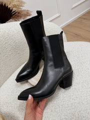 Stivaletto Chelsea in pelle nero con tacco - Ovyè